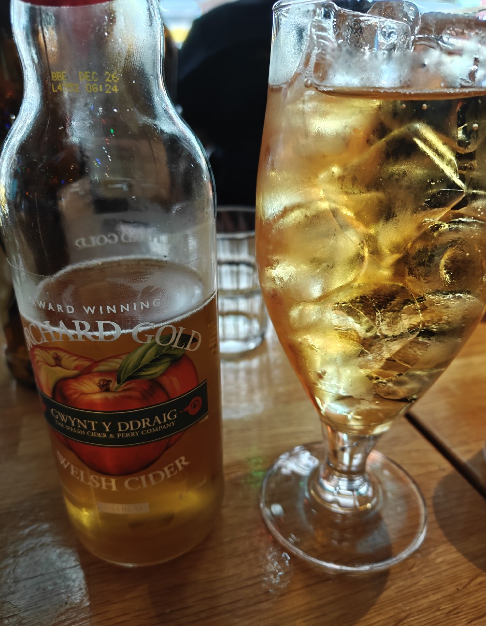 Orchard Gold, Gwynt Y Ddraig