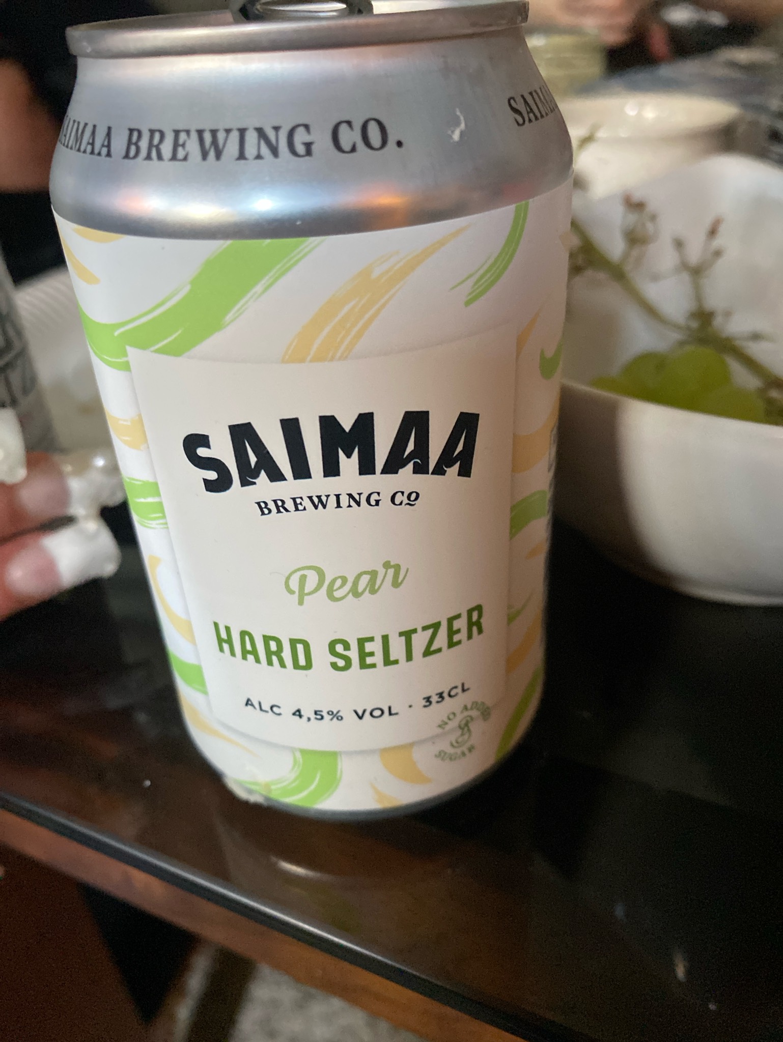 Hard Seltzer Pear, Finland