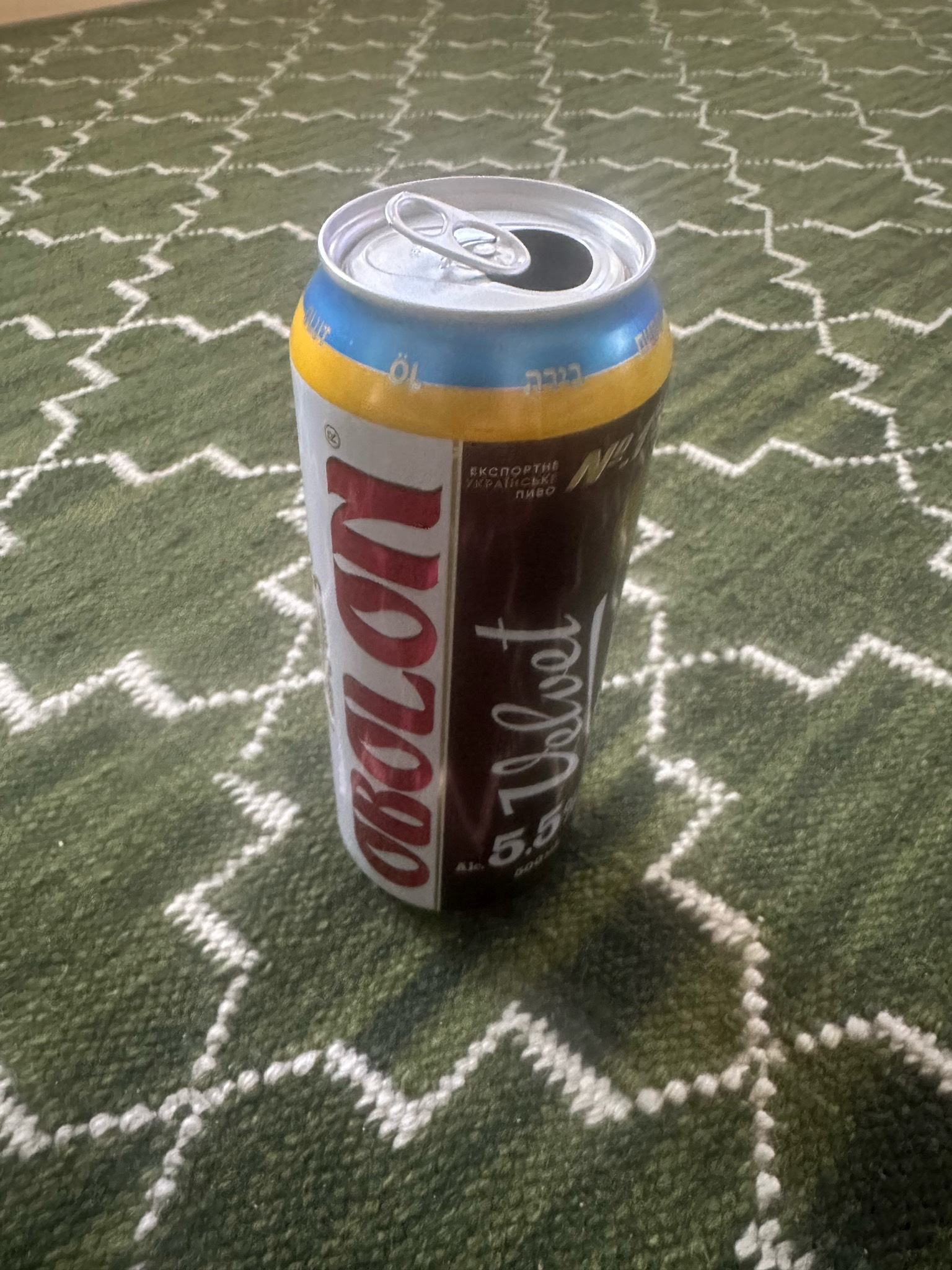 Obolon Velvet / Оболонь Оксамитовe, Ukraine