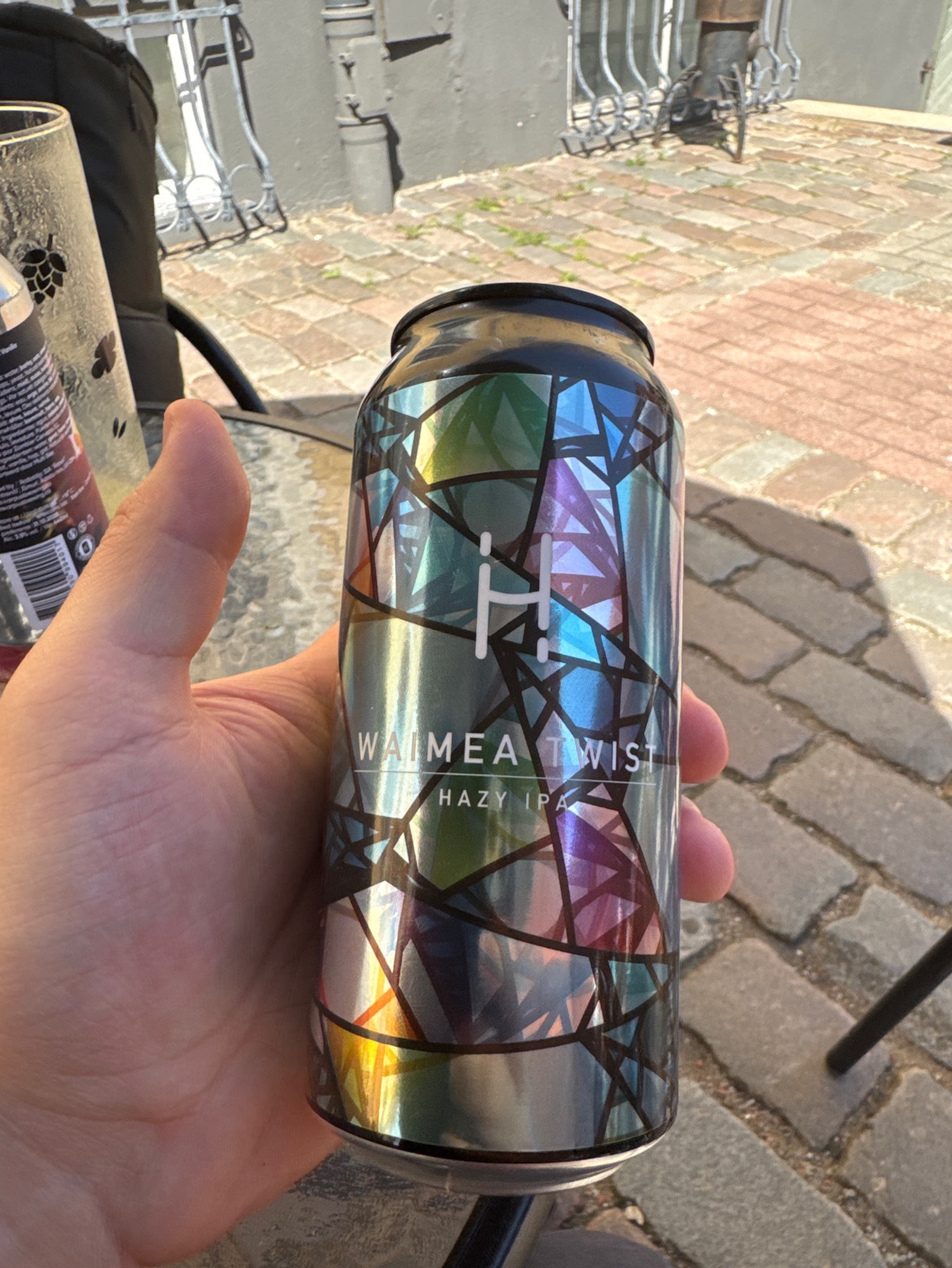 Waimea twist, Latvia