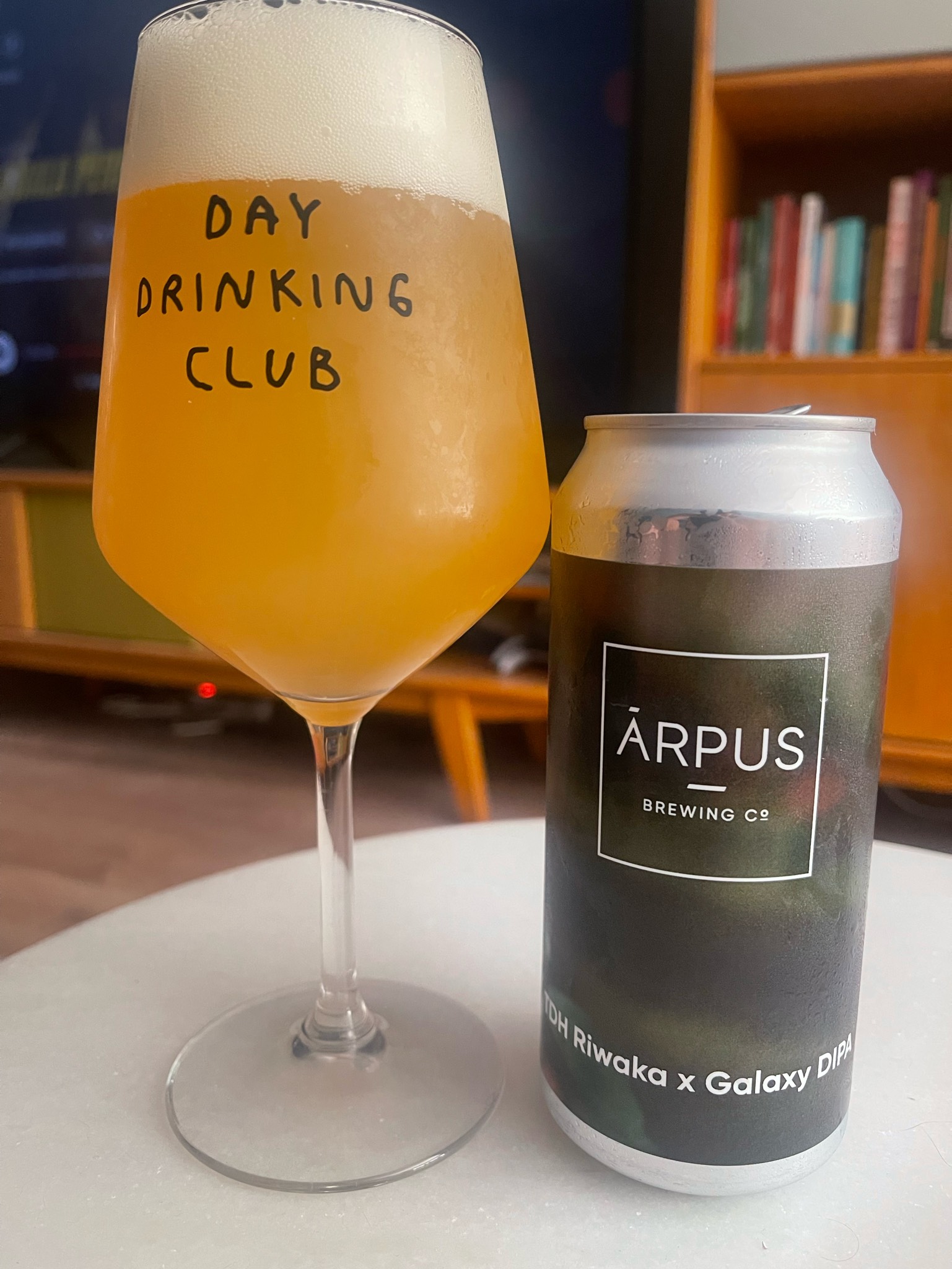 Ărpus tdh riwaka et galaxy, Latvia