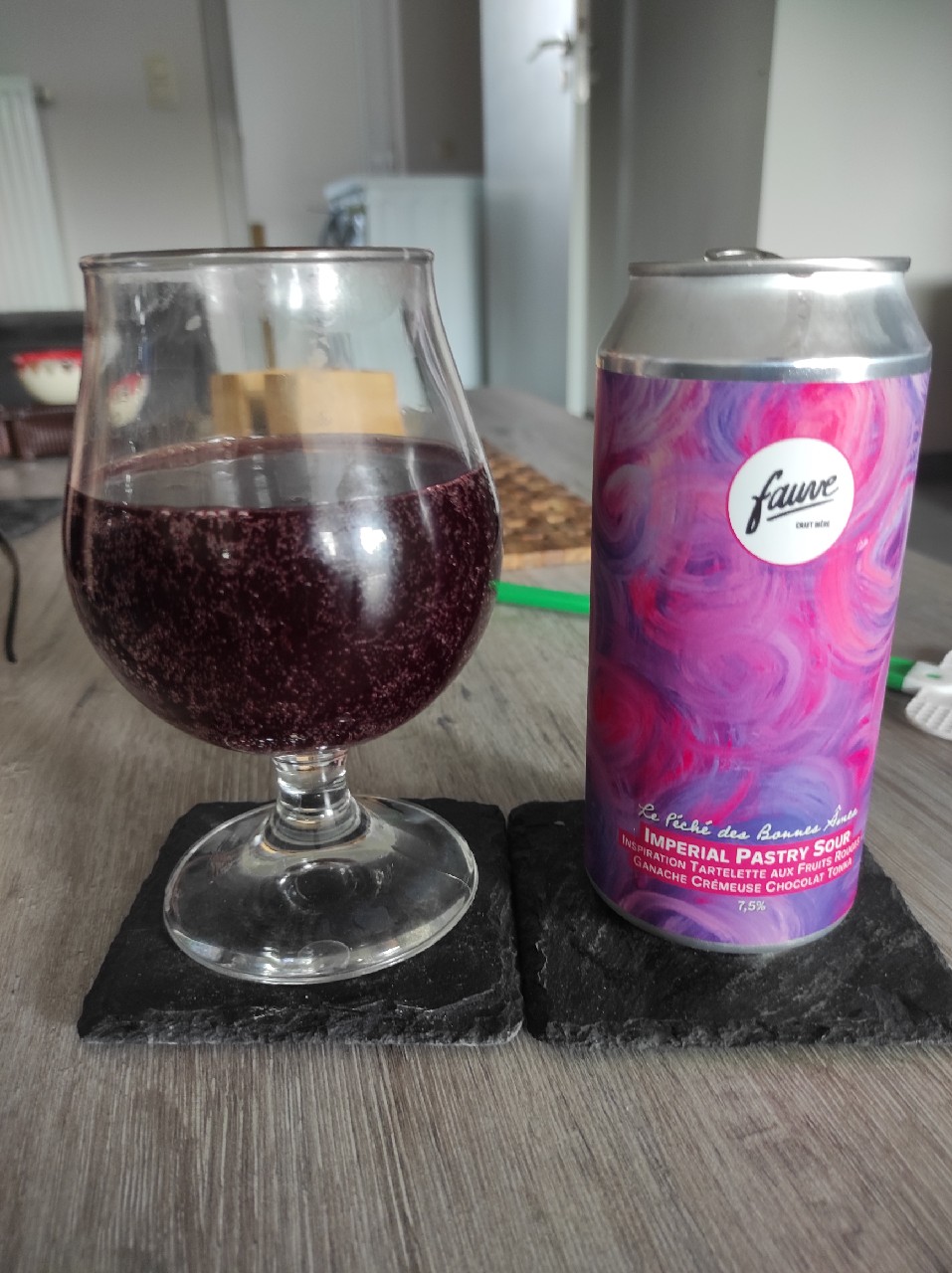 Le Péché Des Bonnes Âmes, France