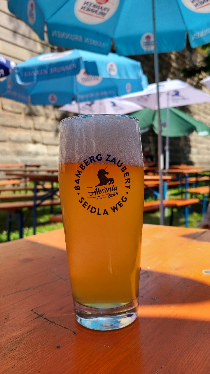 tropic thunder, Ahörnla