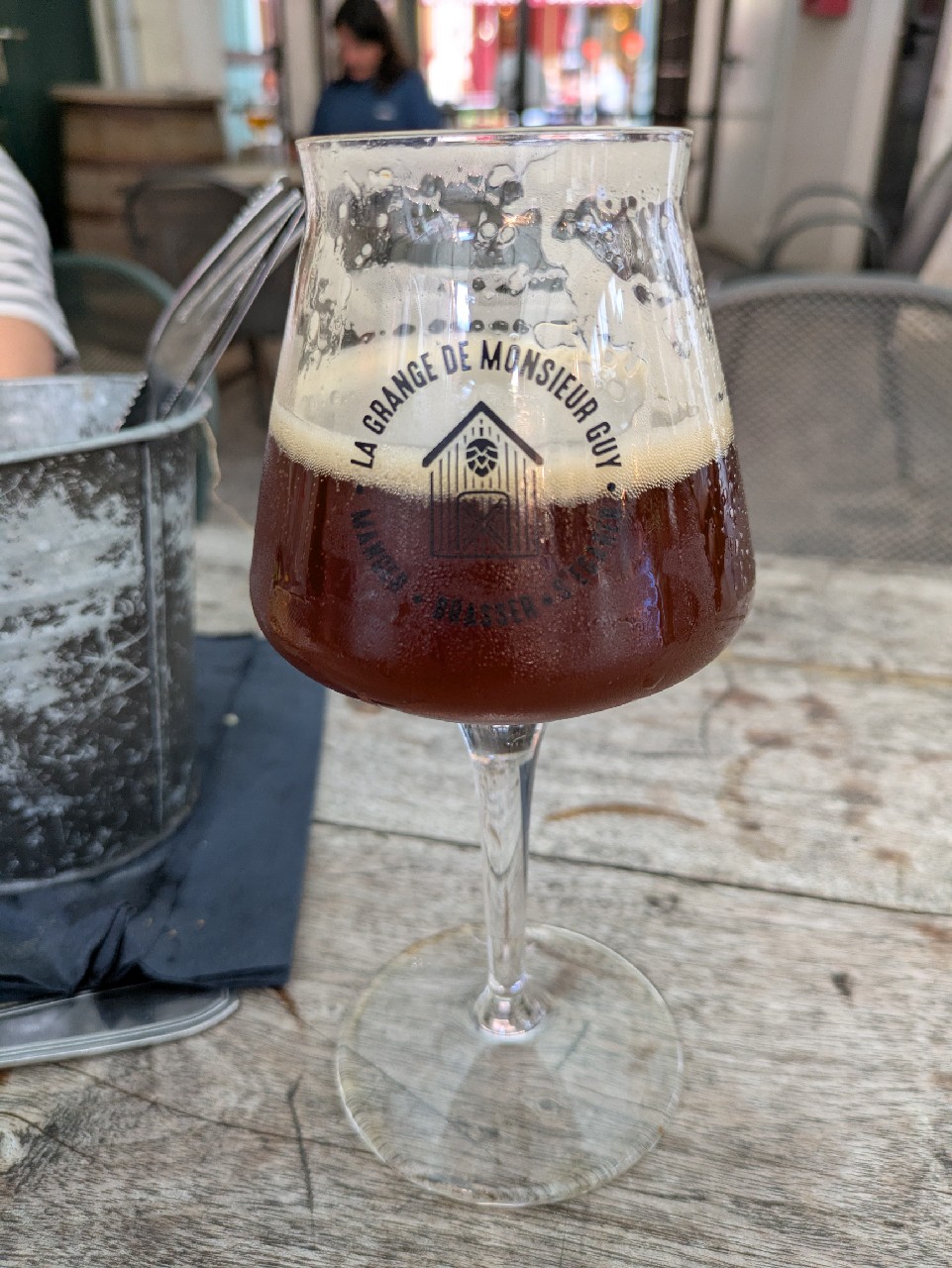 Contretemps, Brasserie Dubois