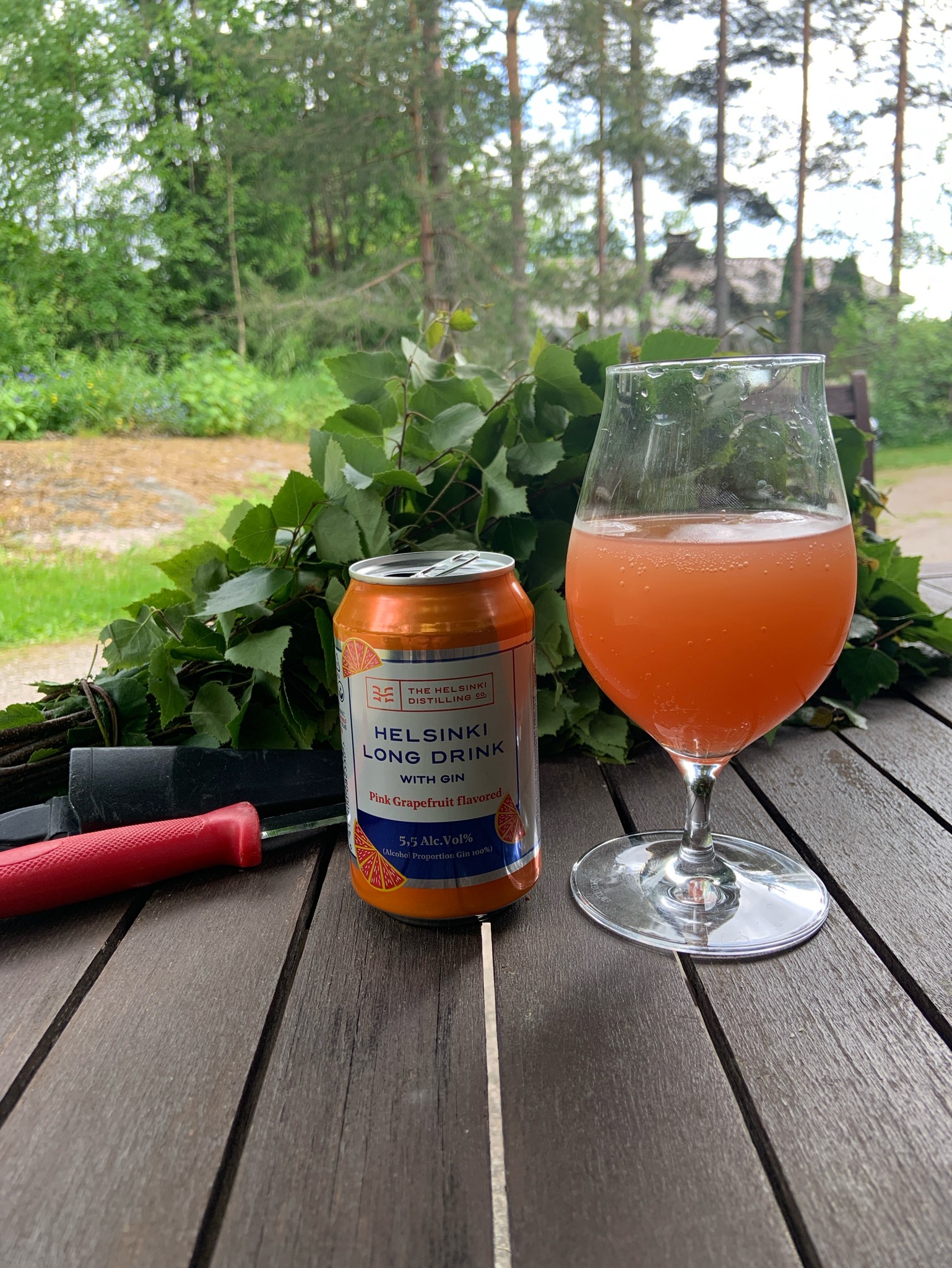 Helsinki Long Drink: Gin & Pink Grapefruit, Finland
