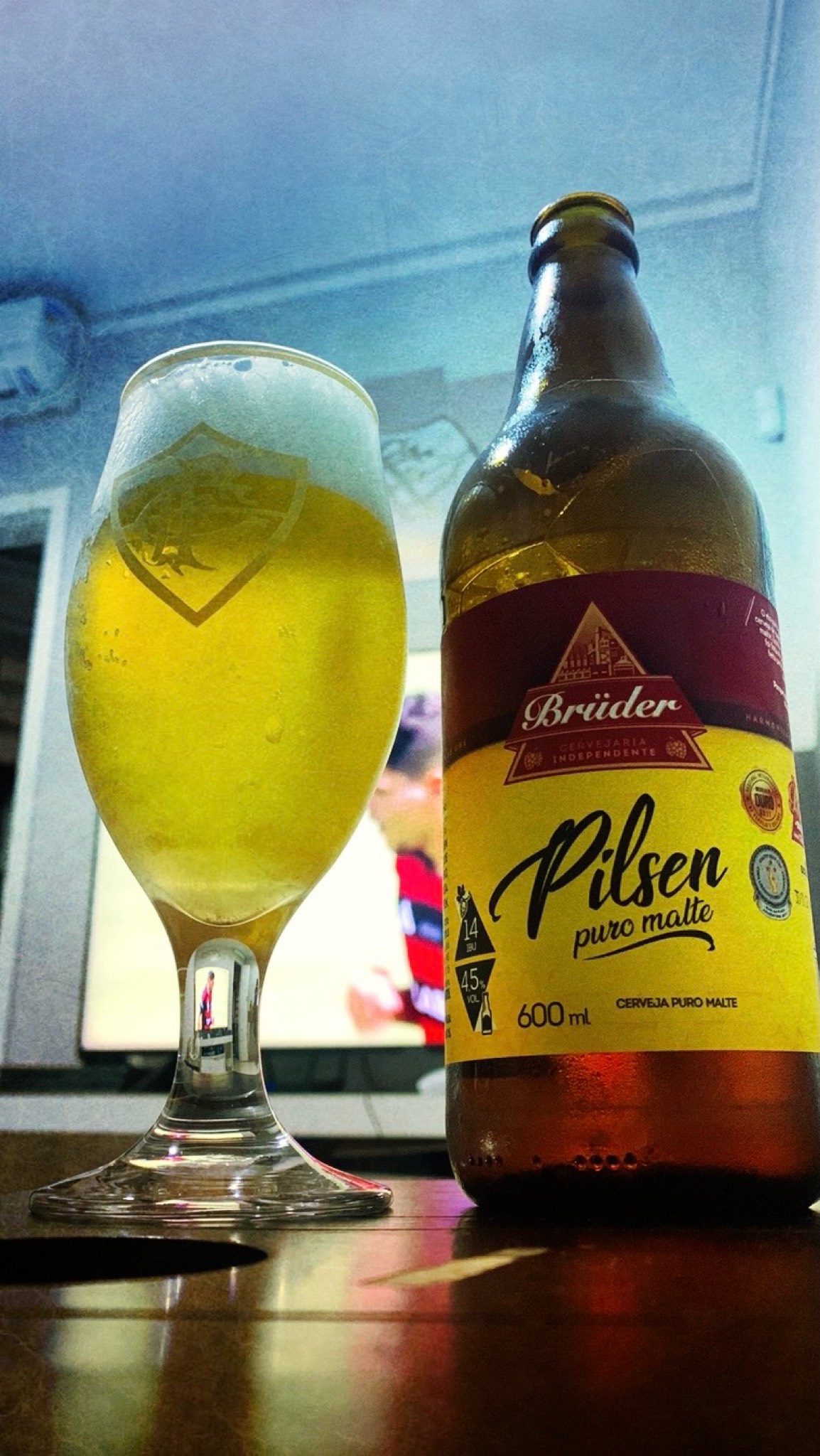 Brüder Pilsen, Cervejaria Brüder