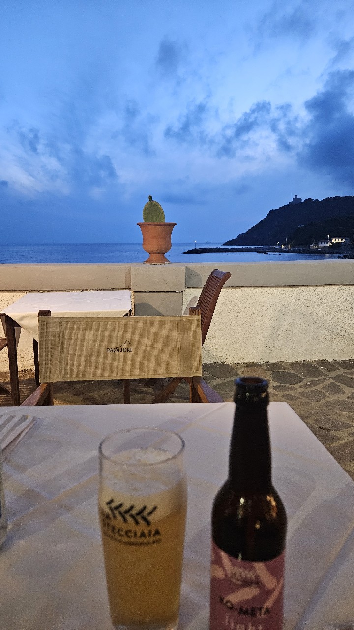 Ko-meta light, La stecciaia