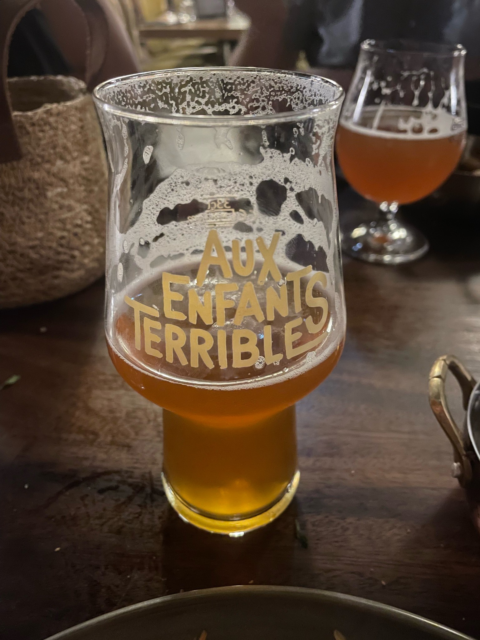 Flagrant Délit, Aux Enfants Terribles