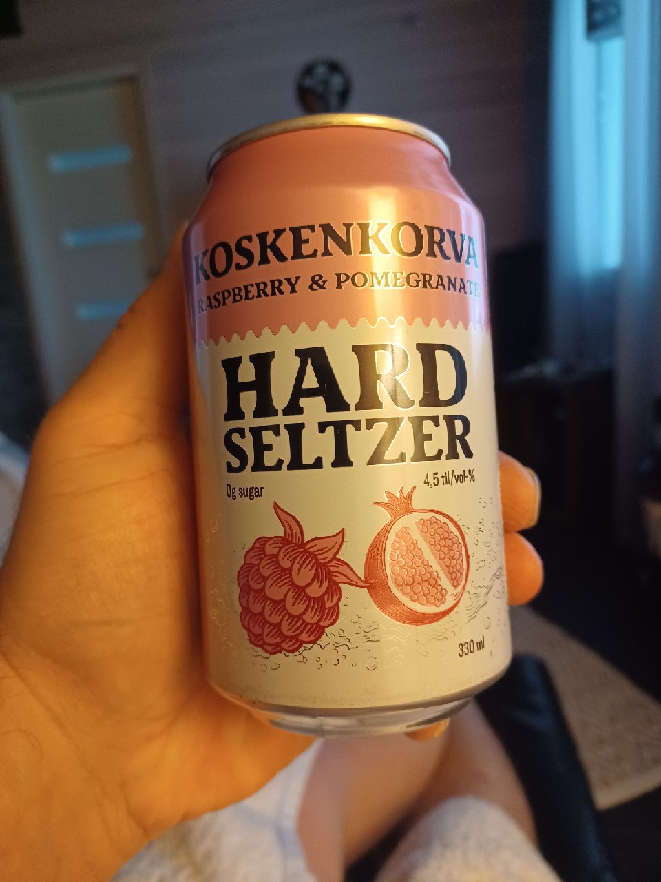 Koskenkorva Vichy Vadelma & Granaattiomena, Finland