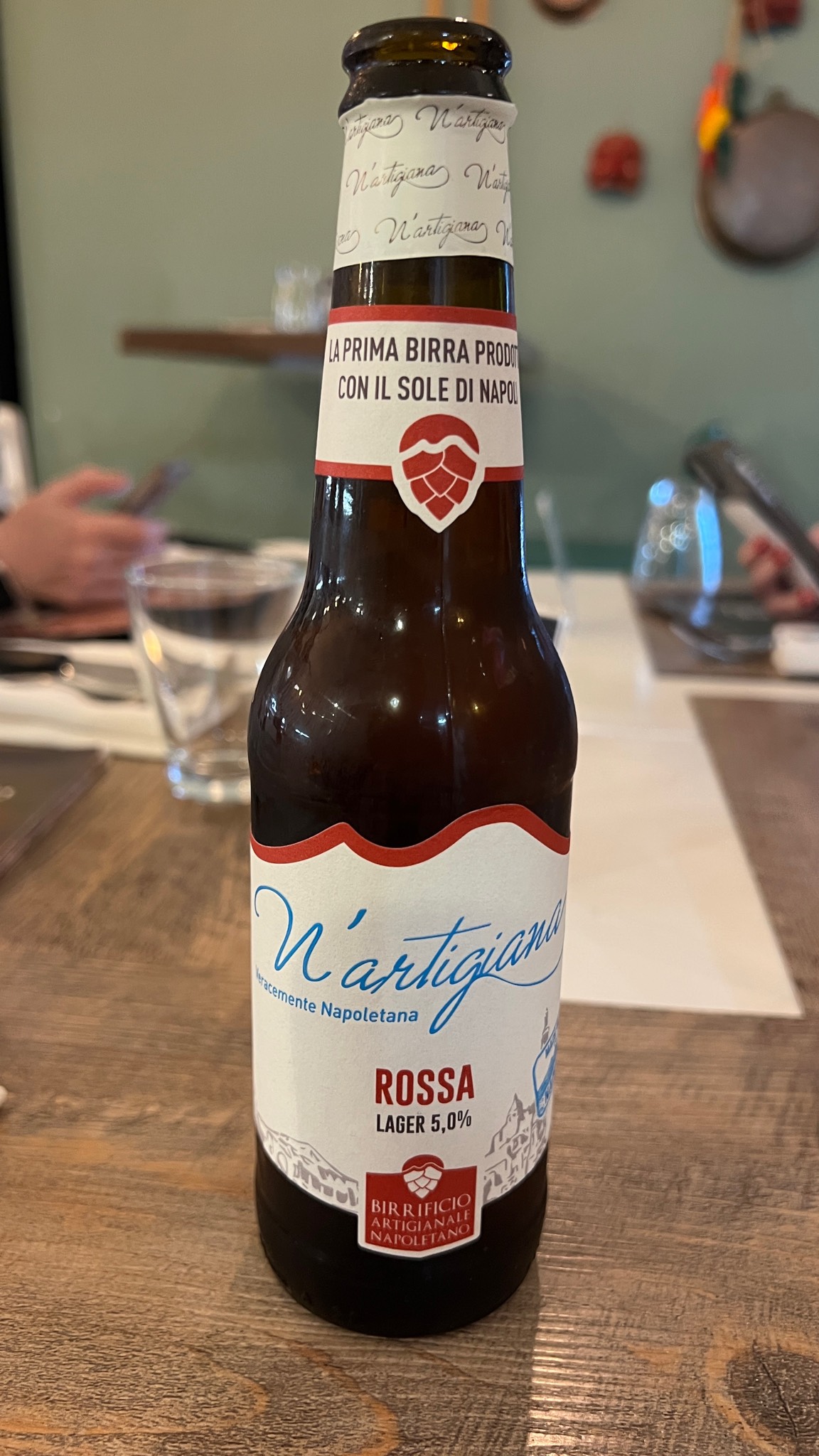 N'artigiana Rossa, Italy