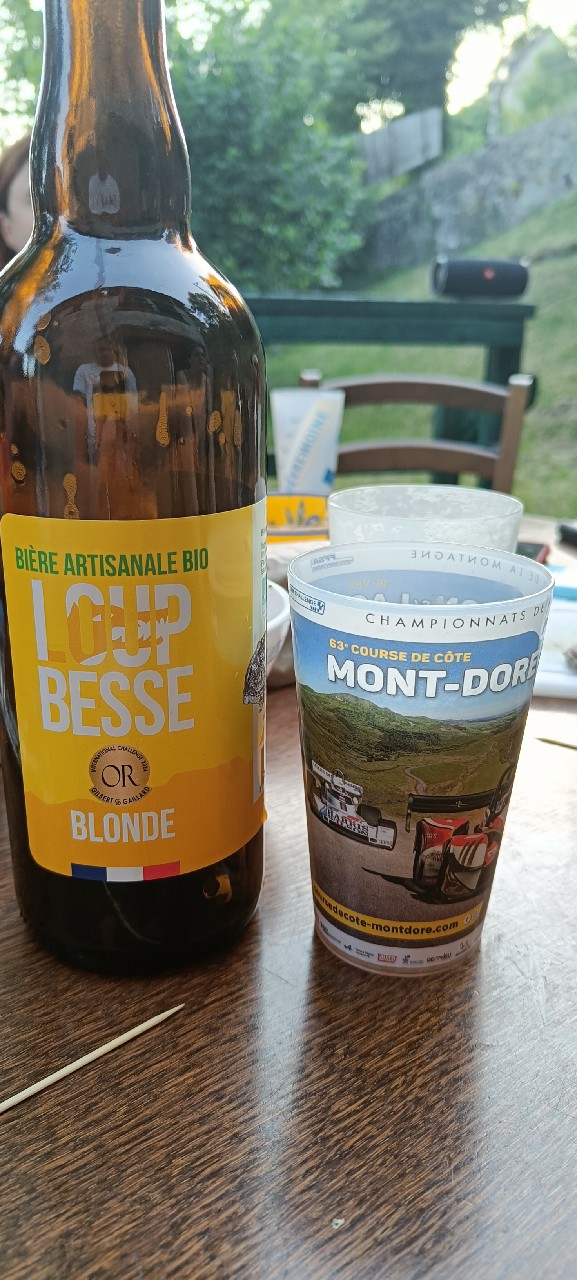 Loup Besse Blonde, France