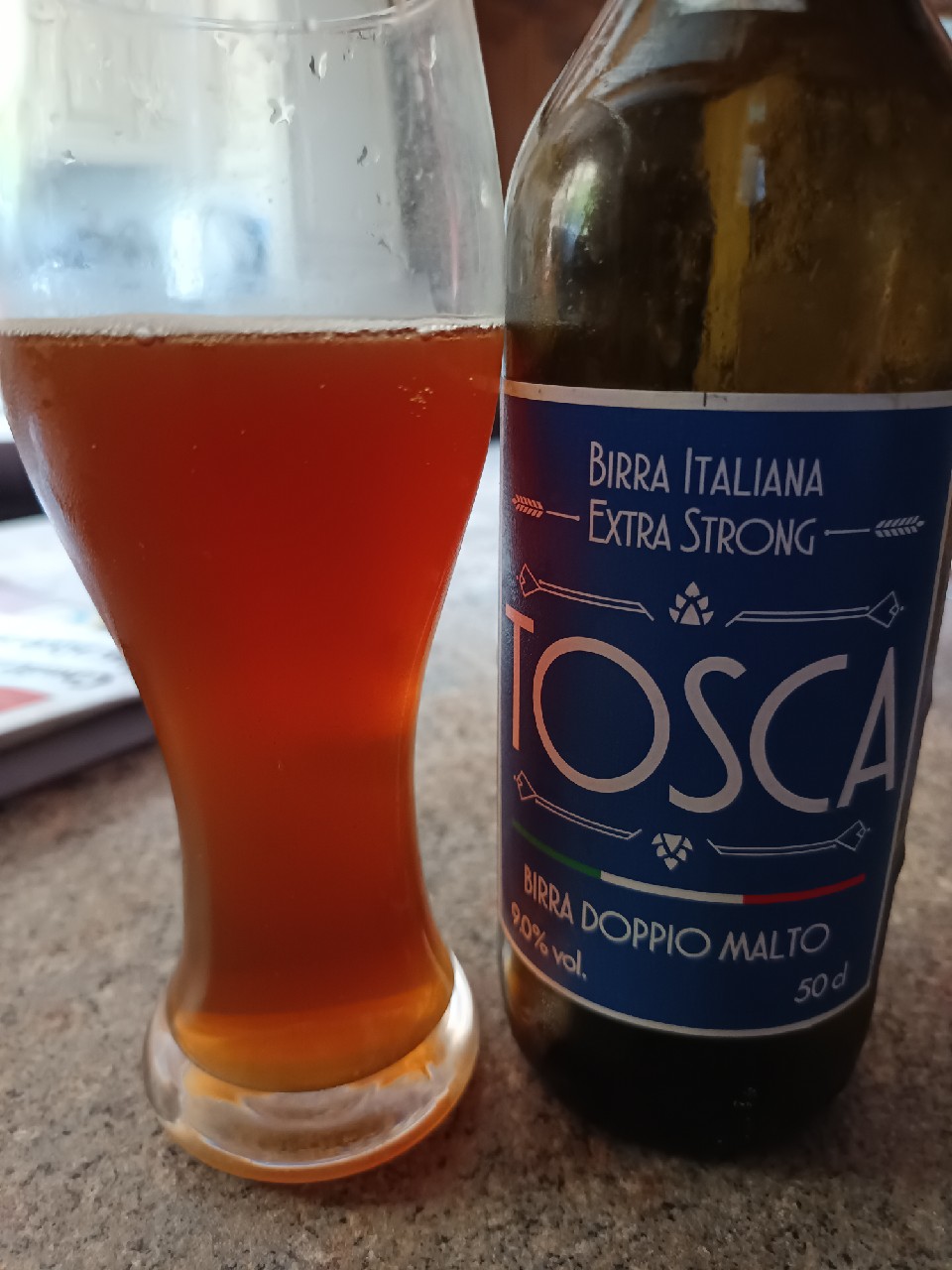 Tosca Extra Strong, Italy