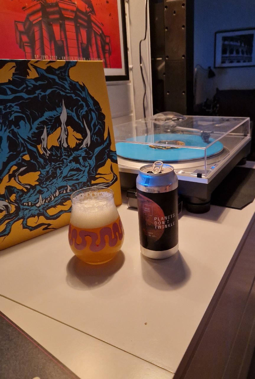 Planets Don't Twinkle Galaxy, England