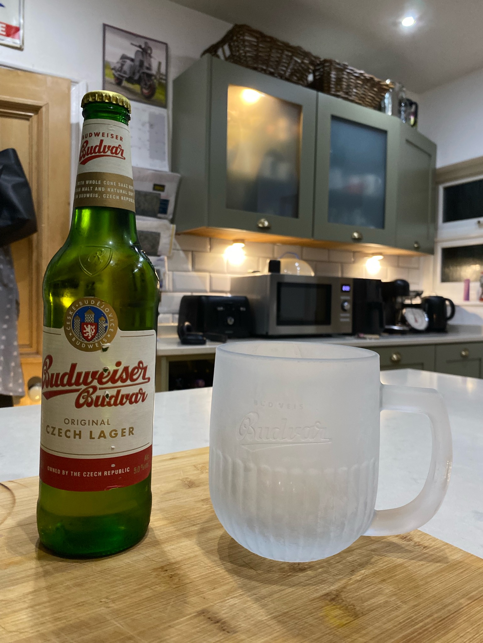 Budweiser Budvar B:original Výroční Nefiltrovaný, Czech Republic
