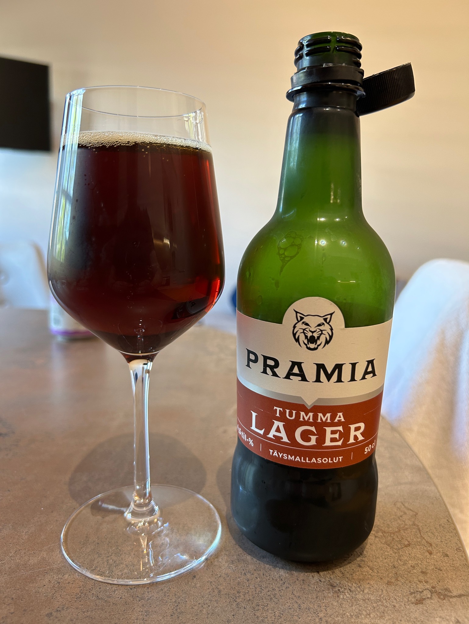 Pramia Tumma Lager, Finland