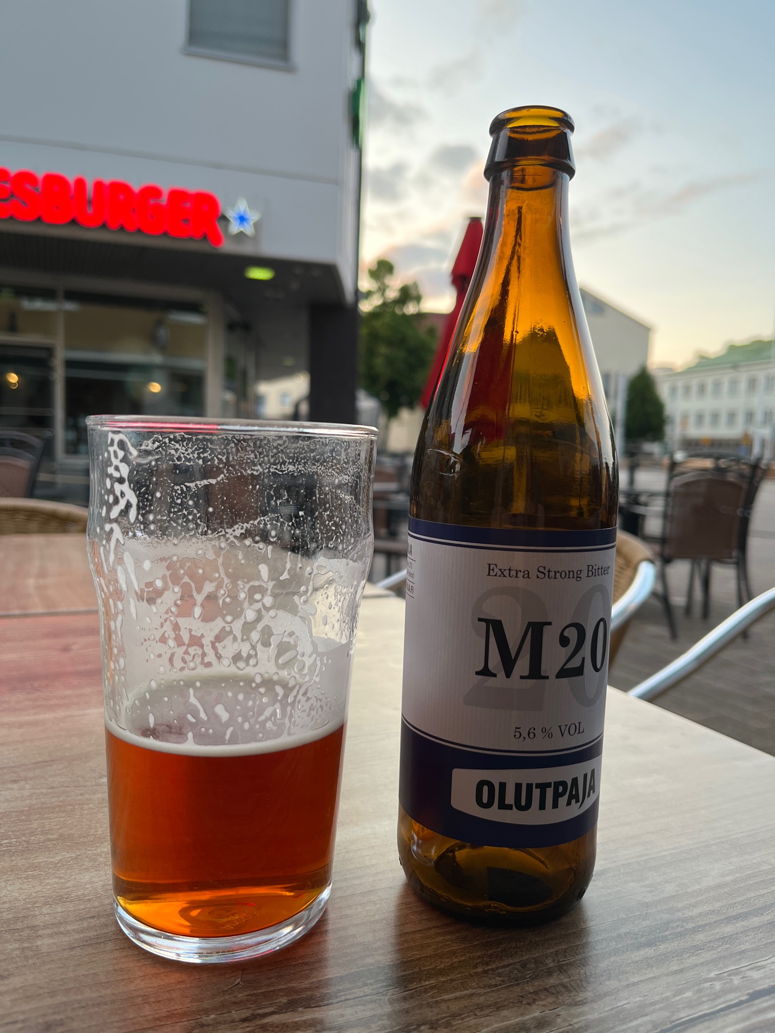 M20 Extra Strong Bitter, Finland