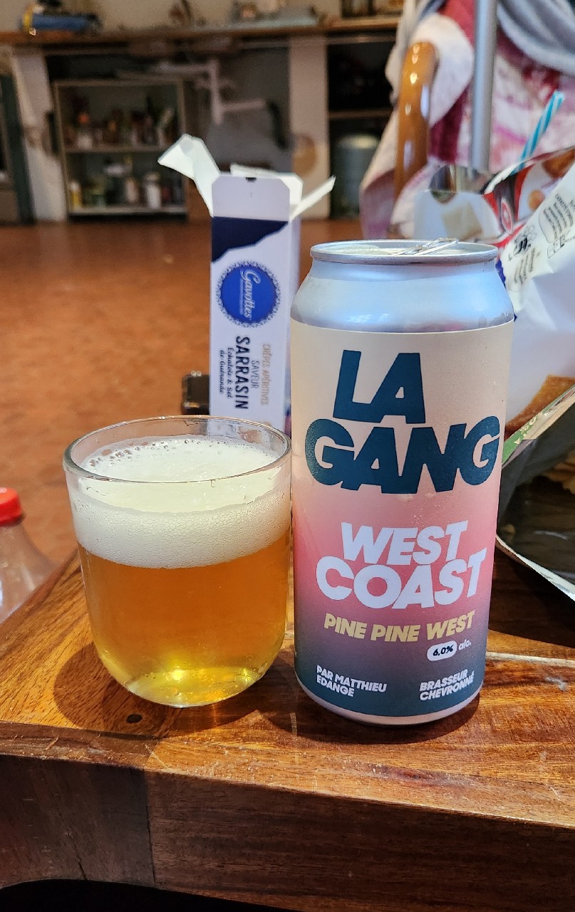 Pine Pine West, La Gang