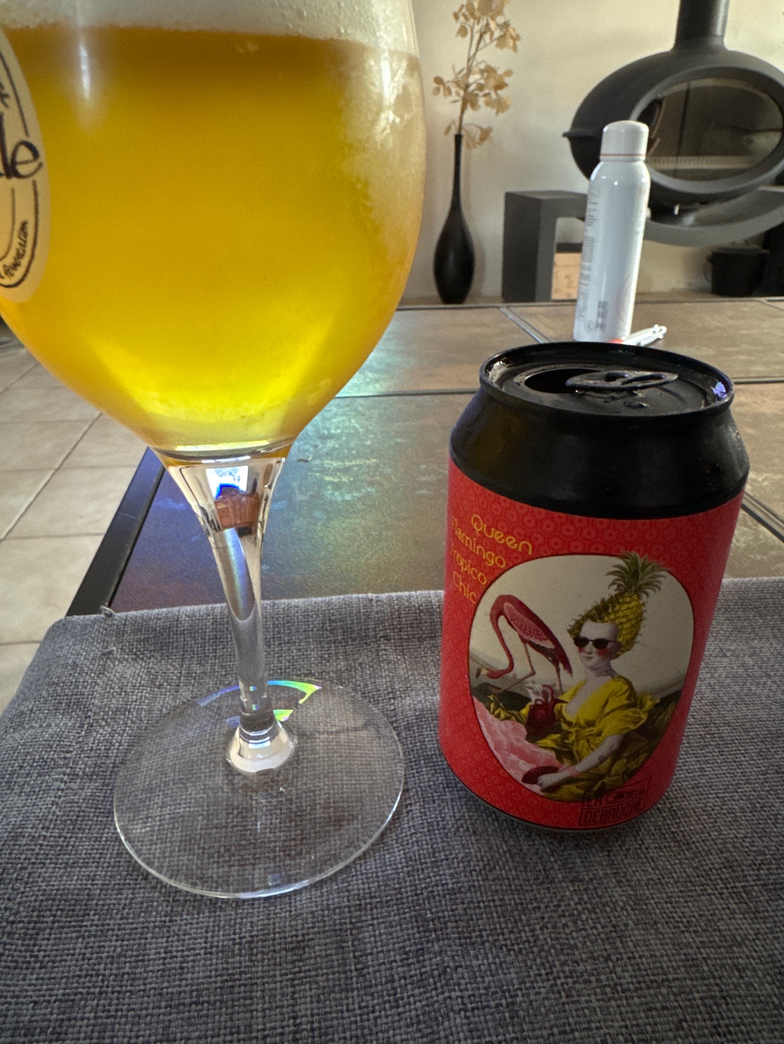 Queen Flamingo Tropico Chic, France