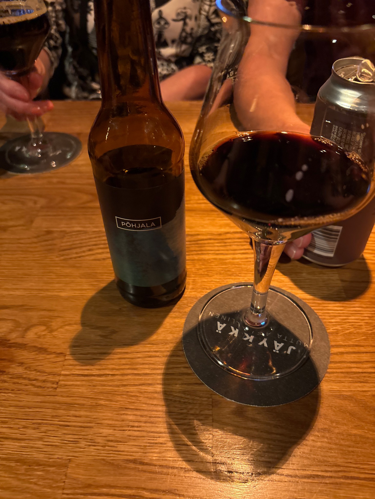 Cocobänger, Estonia