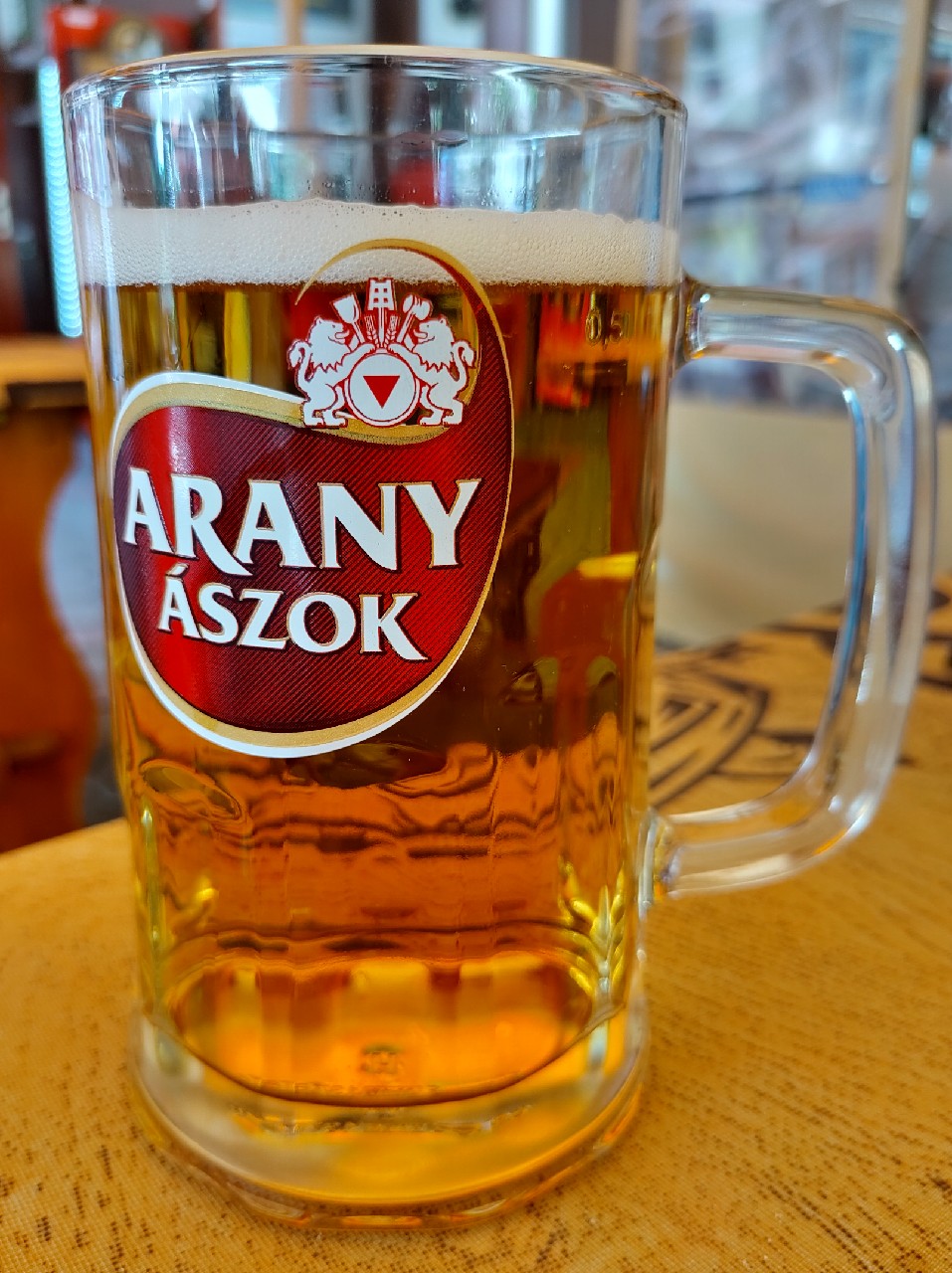 Arany Ászok, Hungary