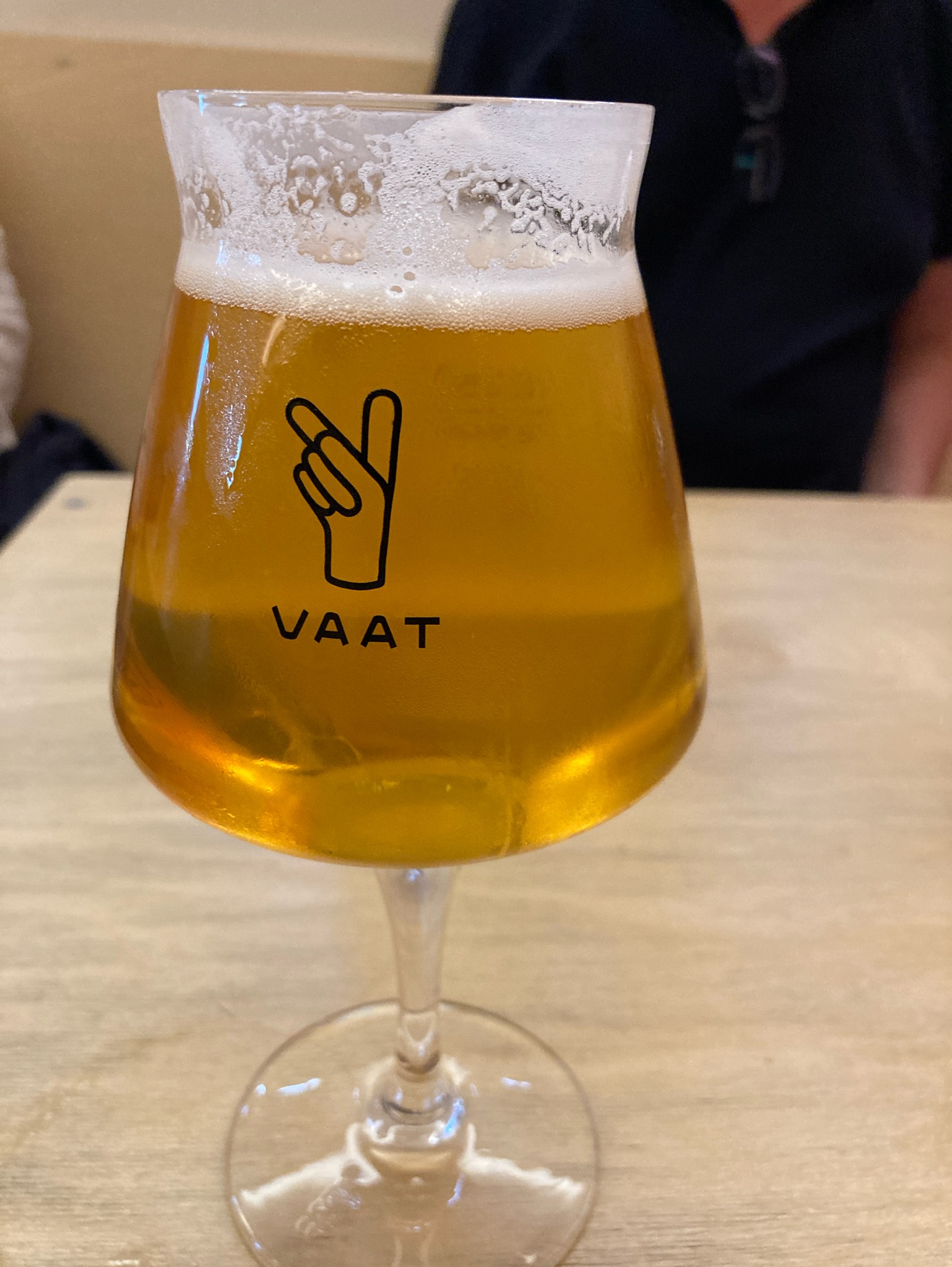 People pleasner, Estonia