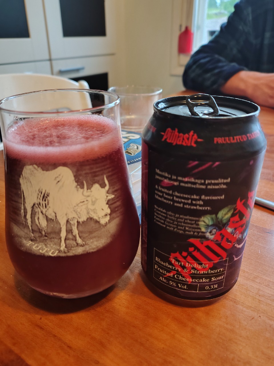 Tart Delight: Blueberry & Strawberry, Estonia