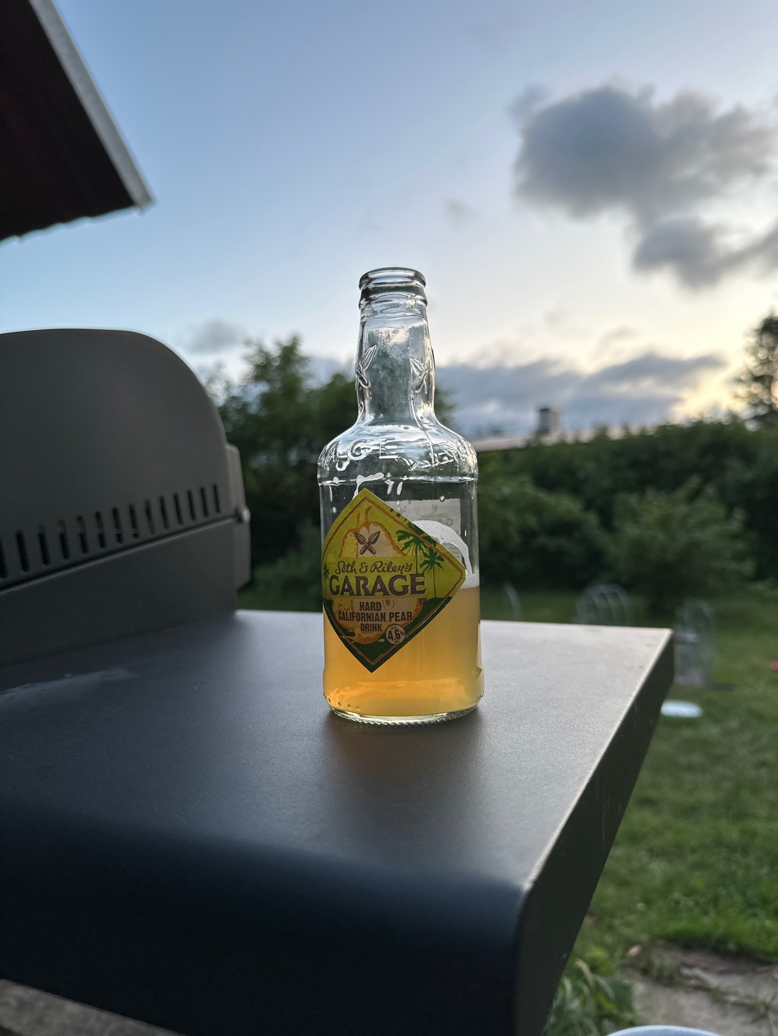 Seth & Riley's Garage Hard Californian Pear, Estonia