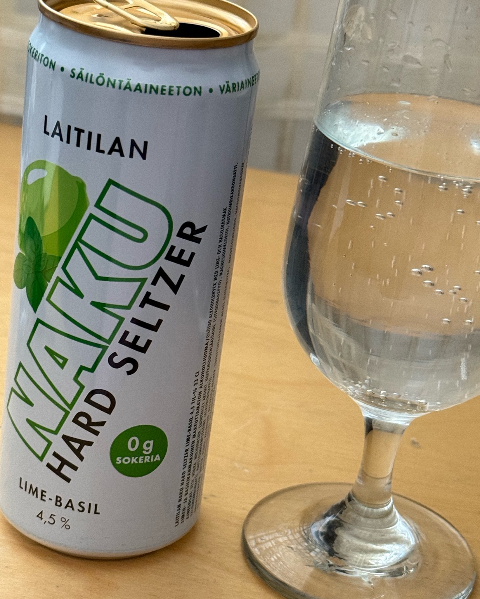 Naku Hard Seltzer Lime - Basil, Finland