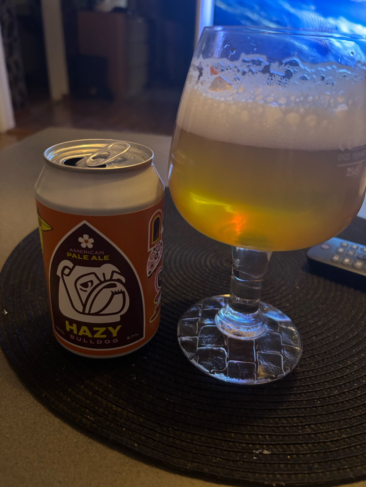 Hazy Bulldog APA, Sweden