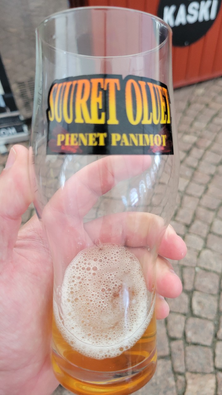 Tuplahumala pils, Finland