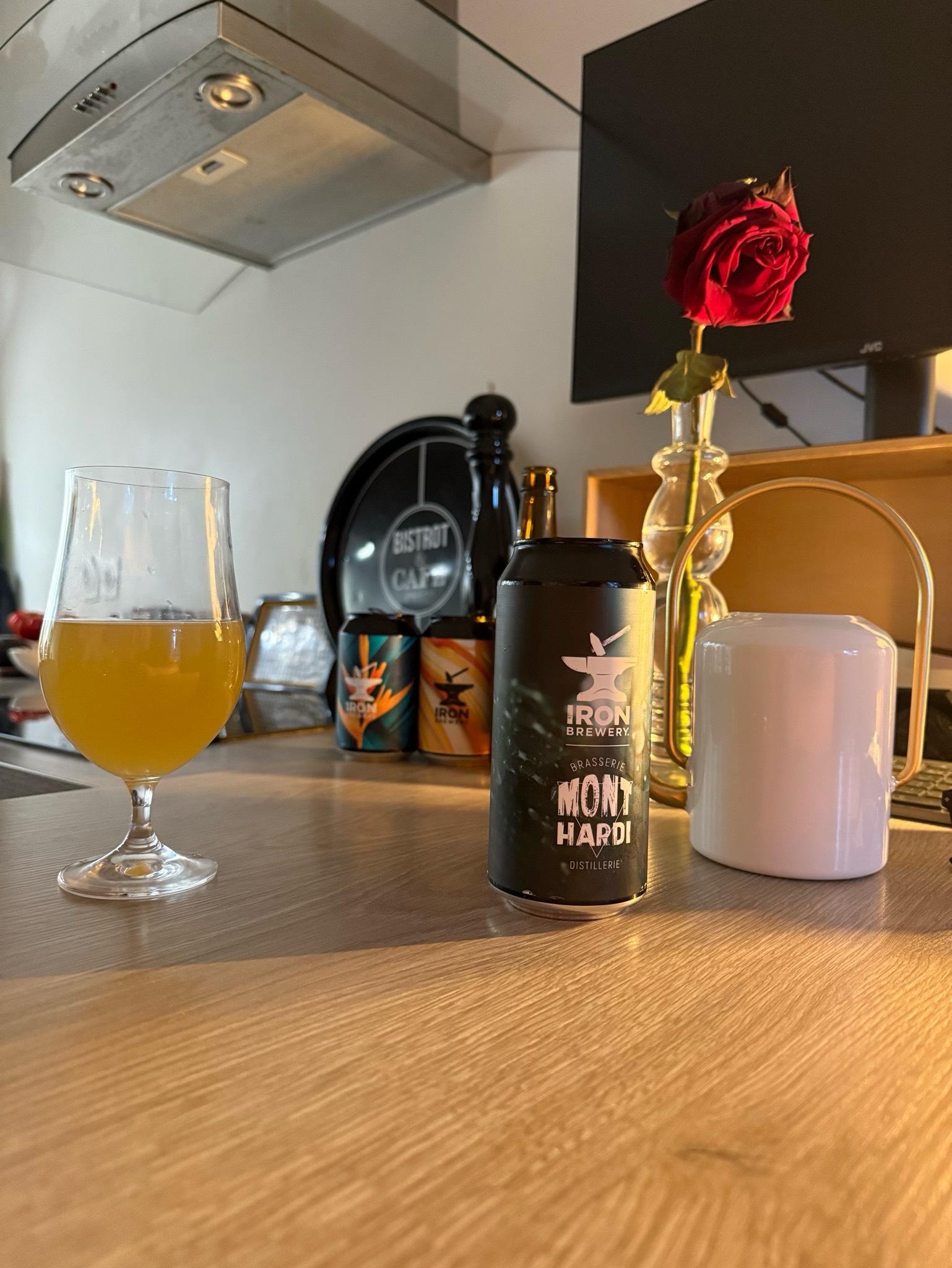 The haziest matter of the universe, France