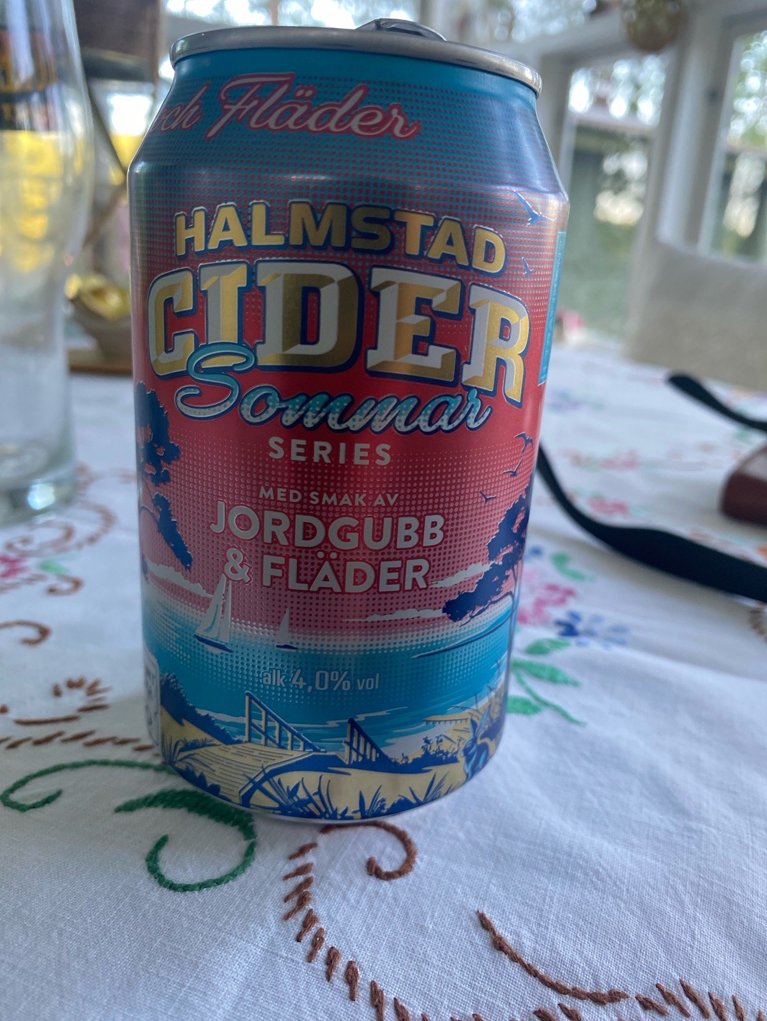 Halmstad cider sommar series Jordgubb & Fläder, Sweden