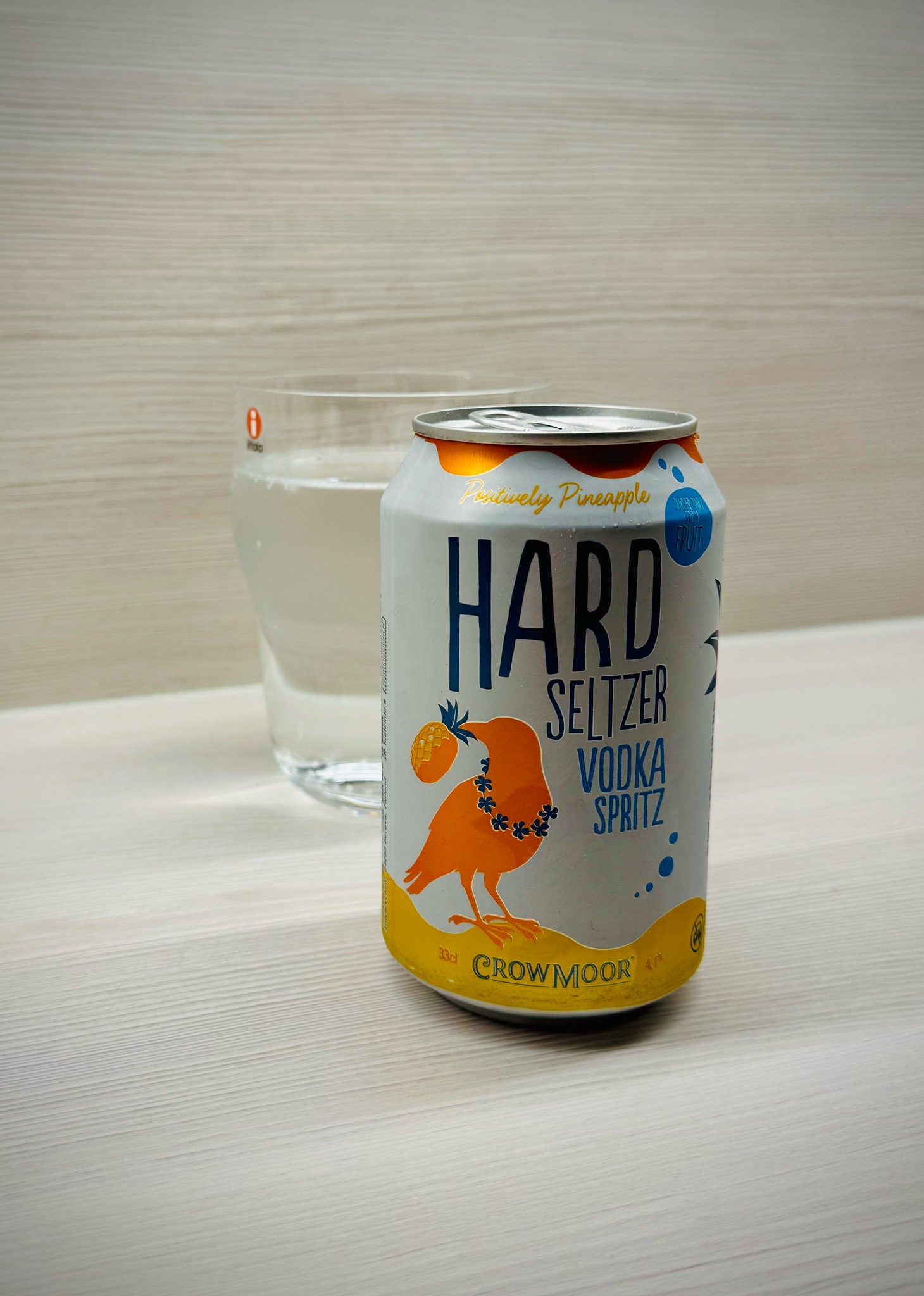 Crowmoor Vodka Spritz Positively Pineapple, Finland