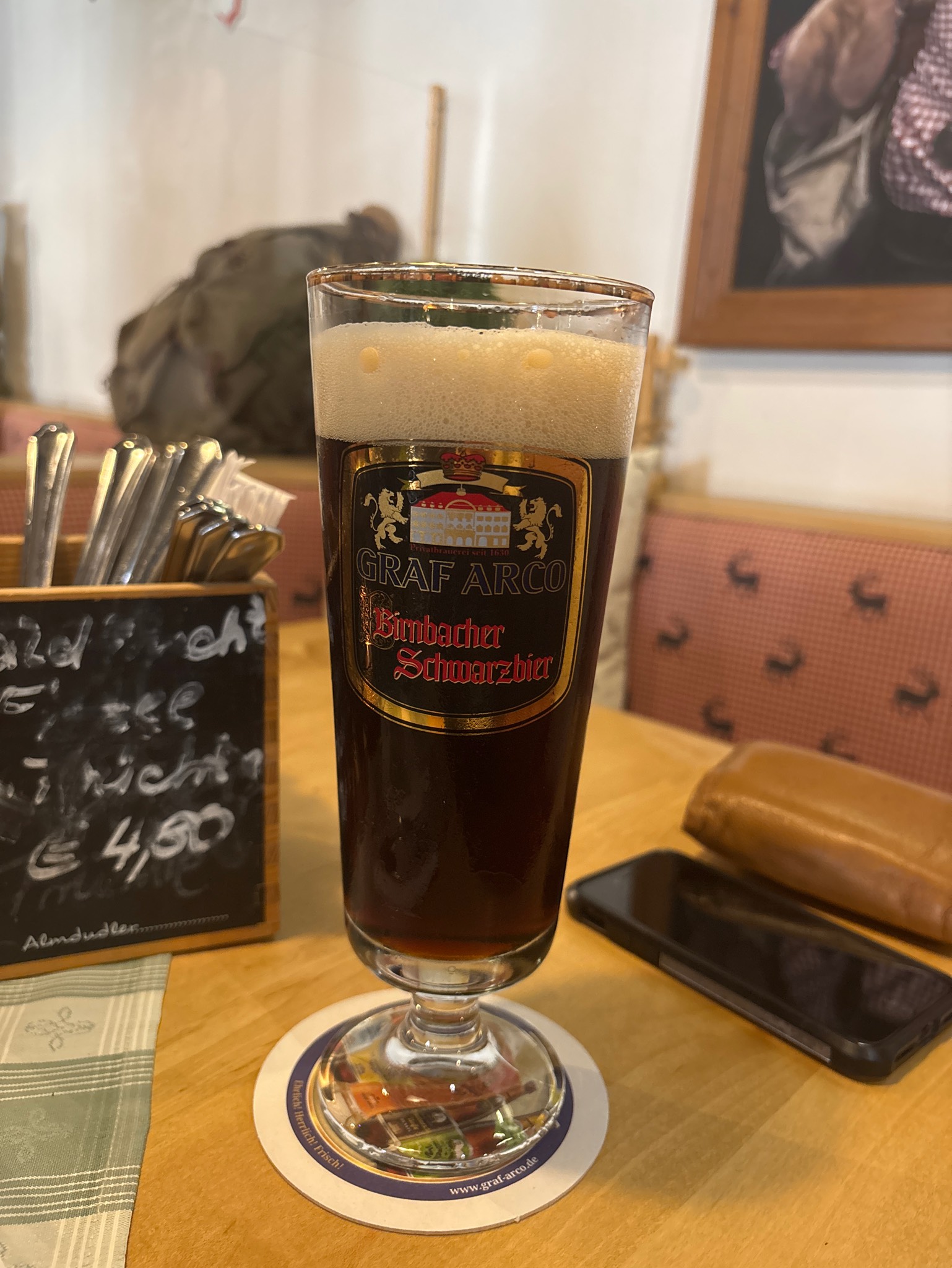 Graf Arco Birnbacher schwarzbier, Gräfliche Brauerei Arco Valley