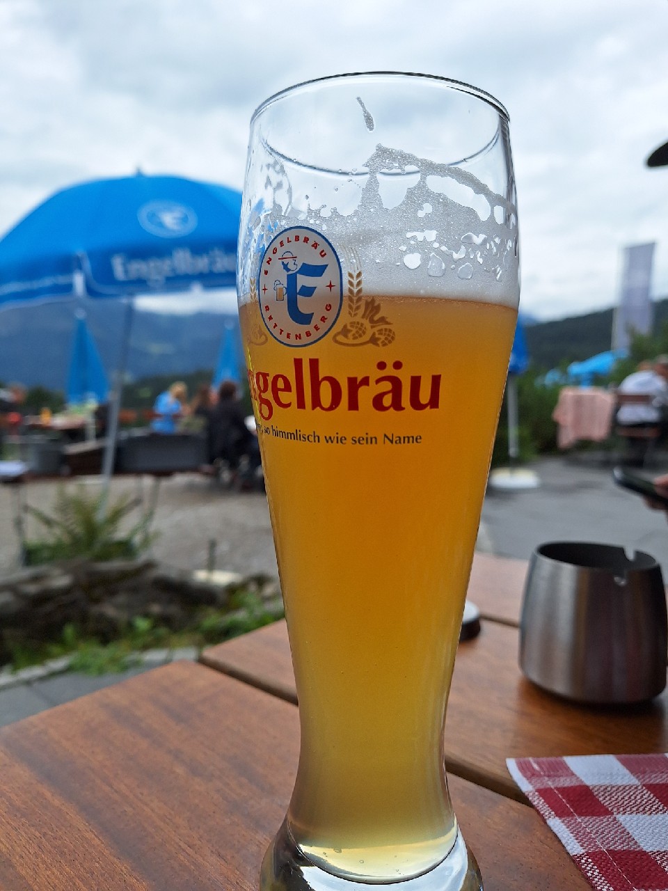 Engelbräu Hefe-Weizen Hell, Germany