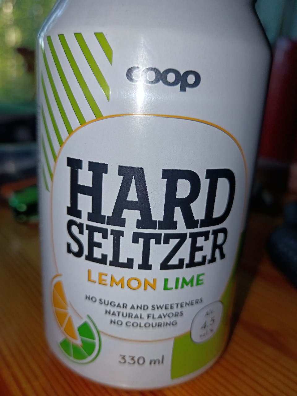 Rainbow Hard Seltzer Lemon & Lime, Finland