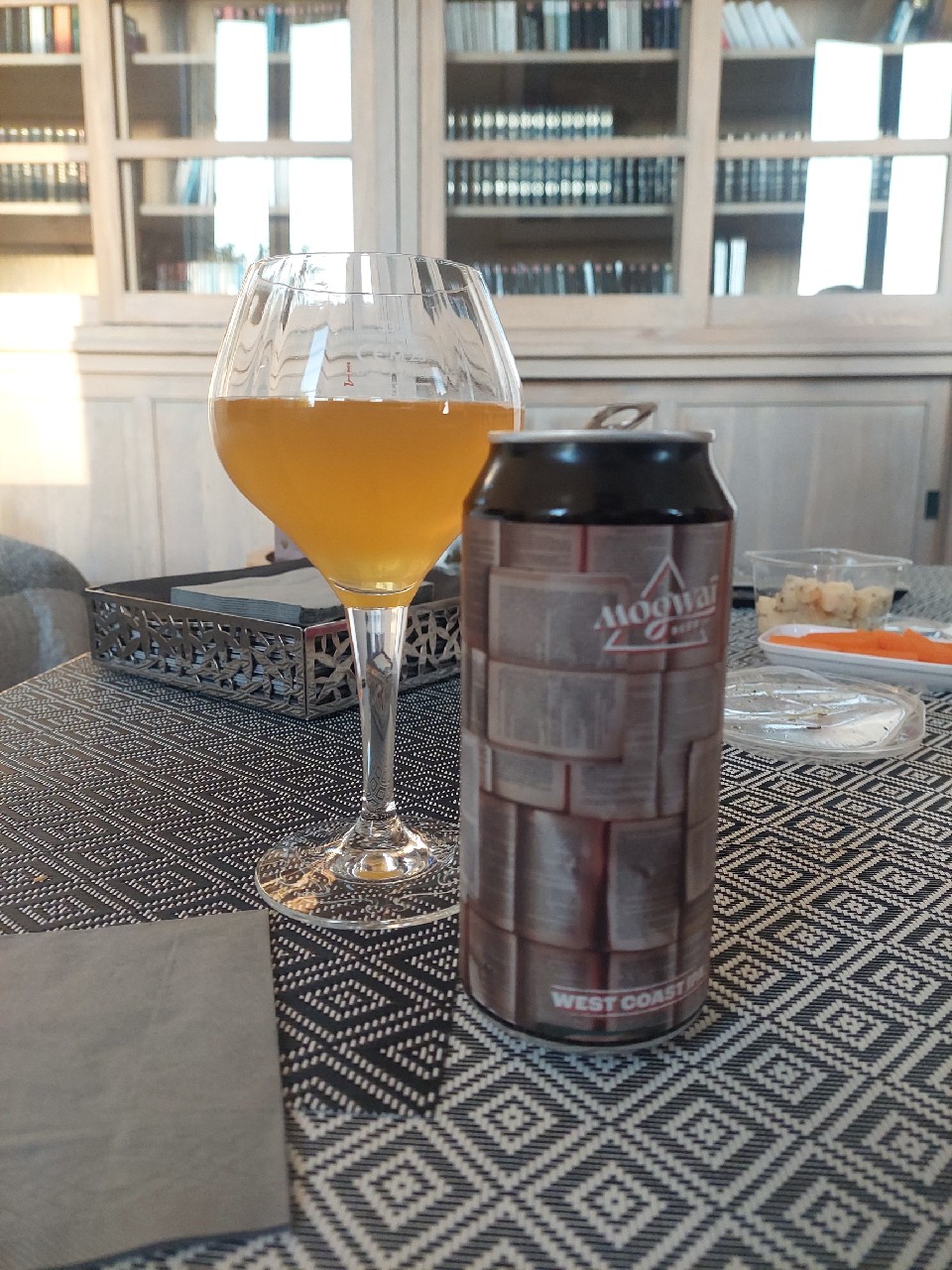 Social Media On Pause, France