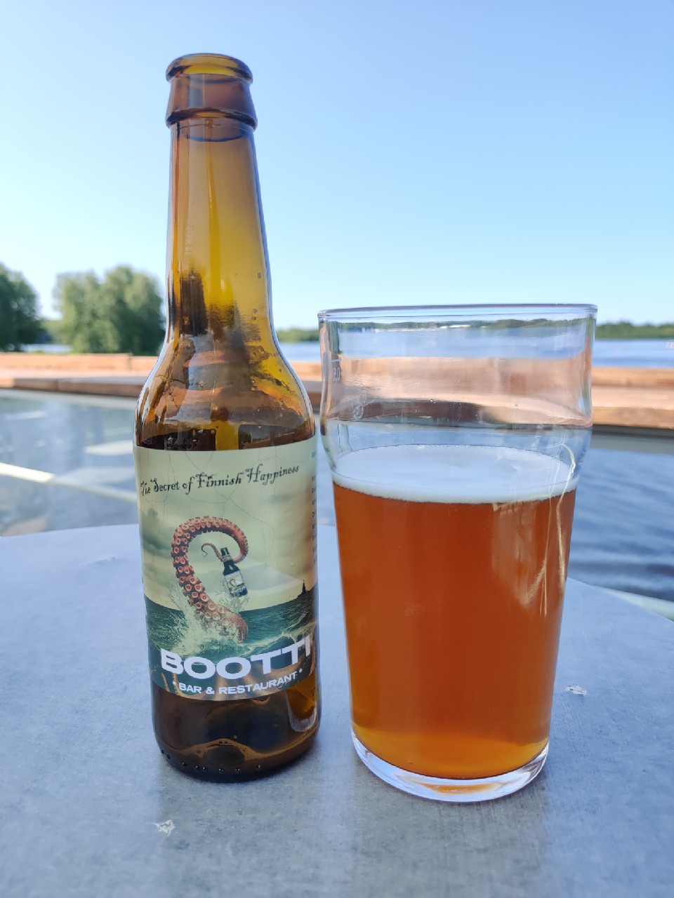 Laakeri, Finland