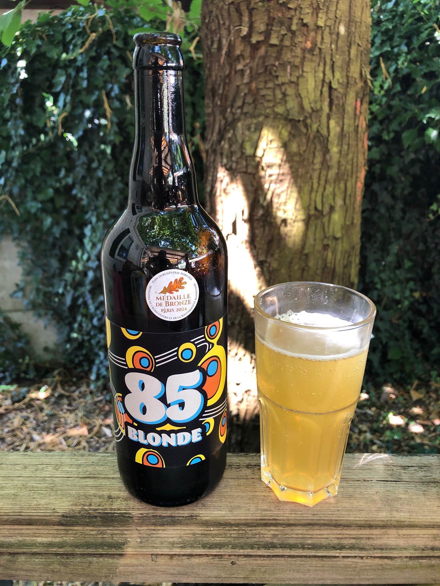 85 Blonde Bio, France