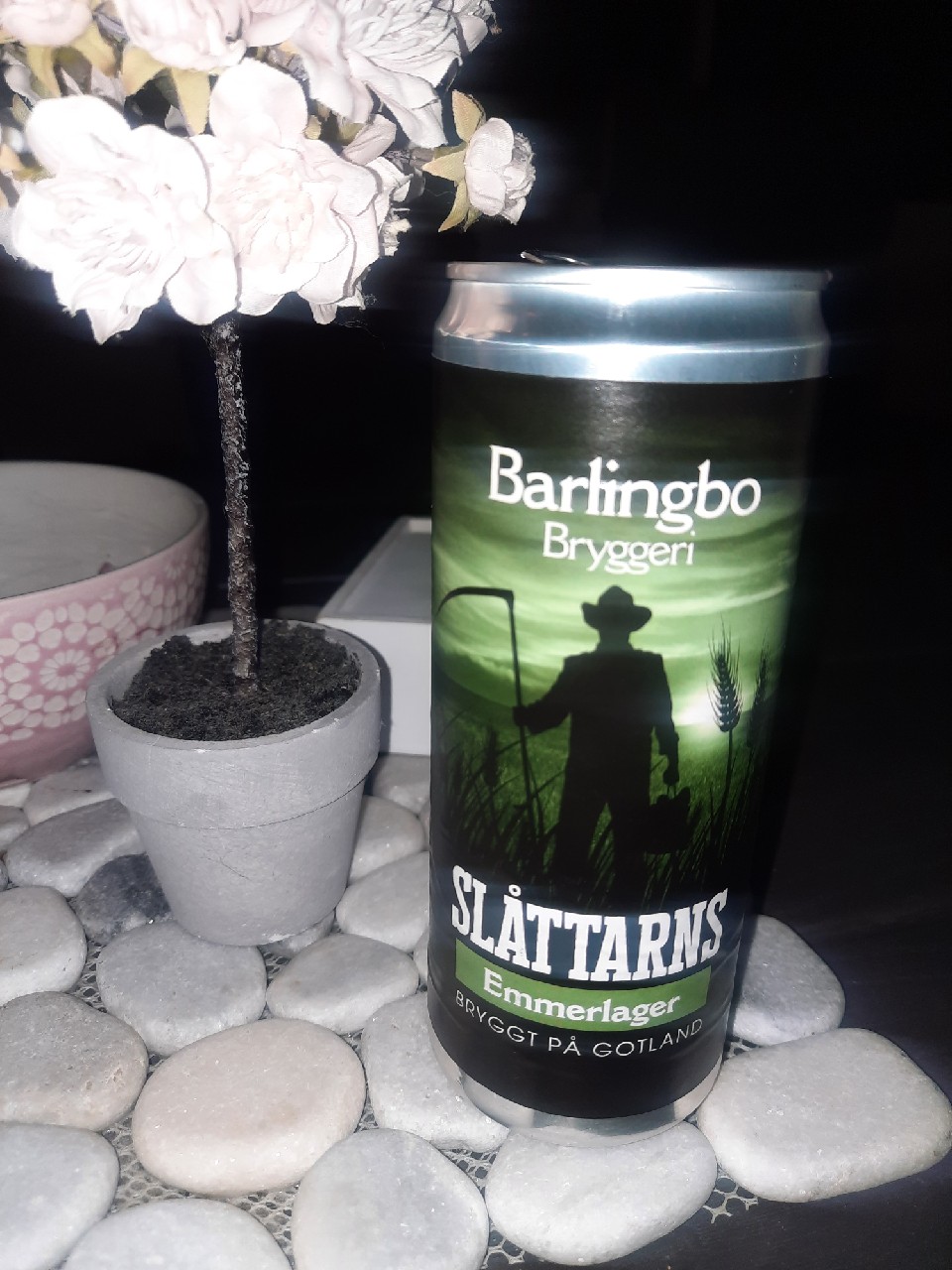 Slåttarns Emmerlager, Sweden