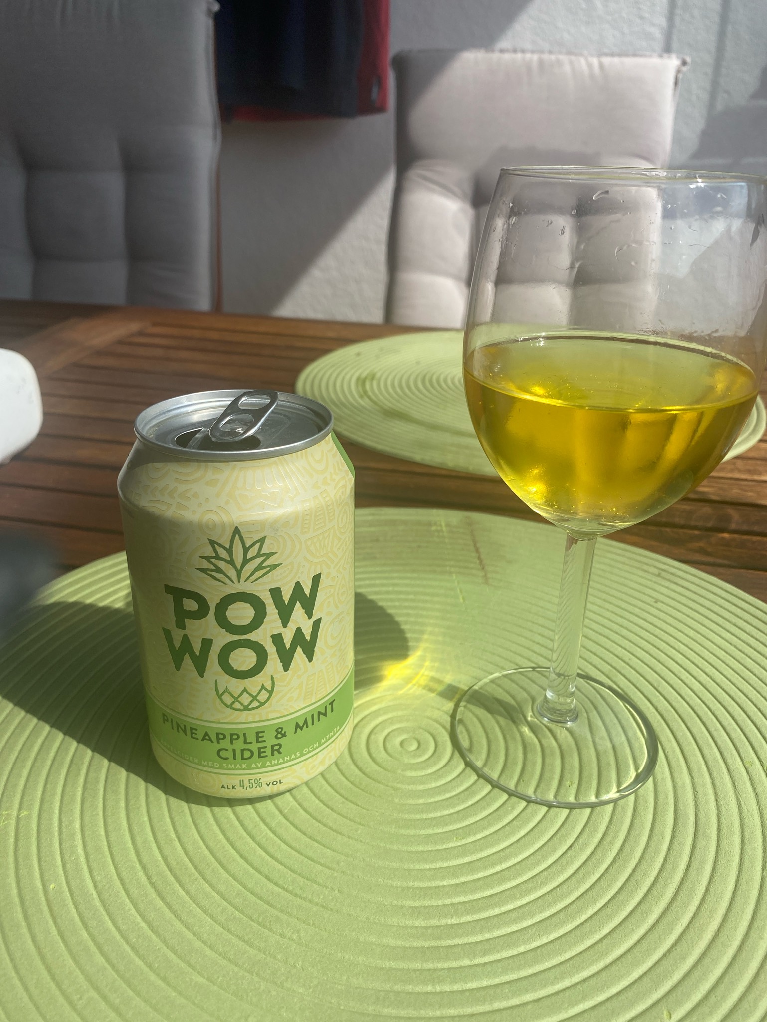 Pow Wow, MR Beverage AB Saltsjö Boo