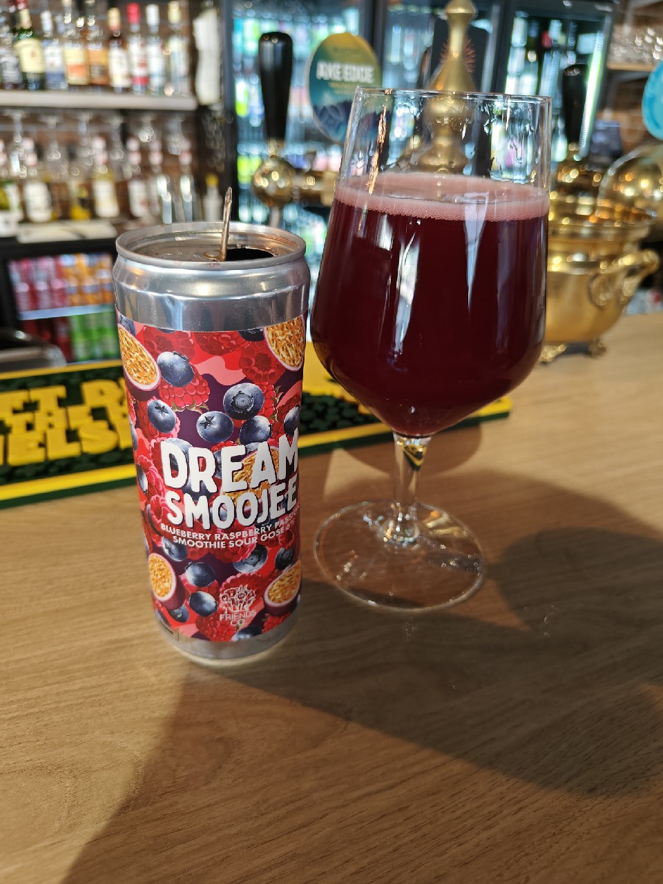Dream Smoojee blueberry raspberry passion Smoothie sour gose, Friends Company