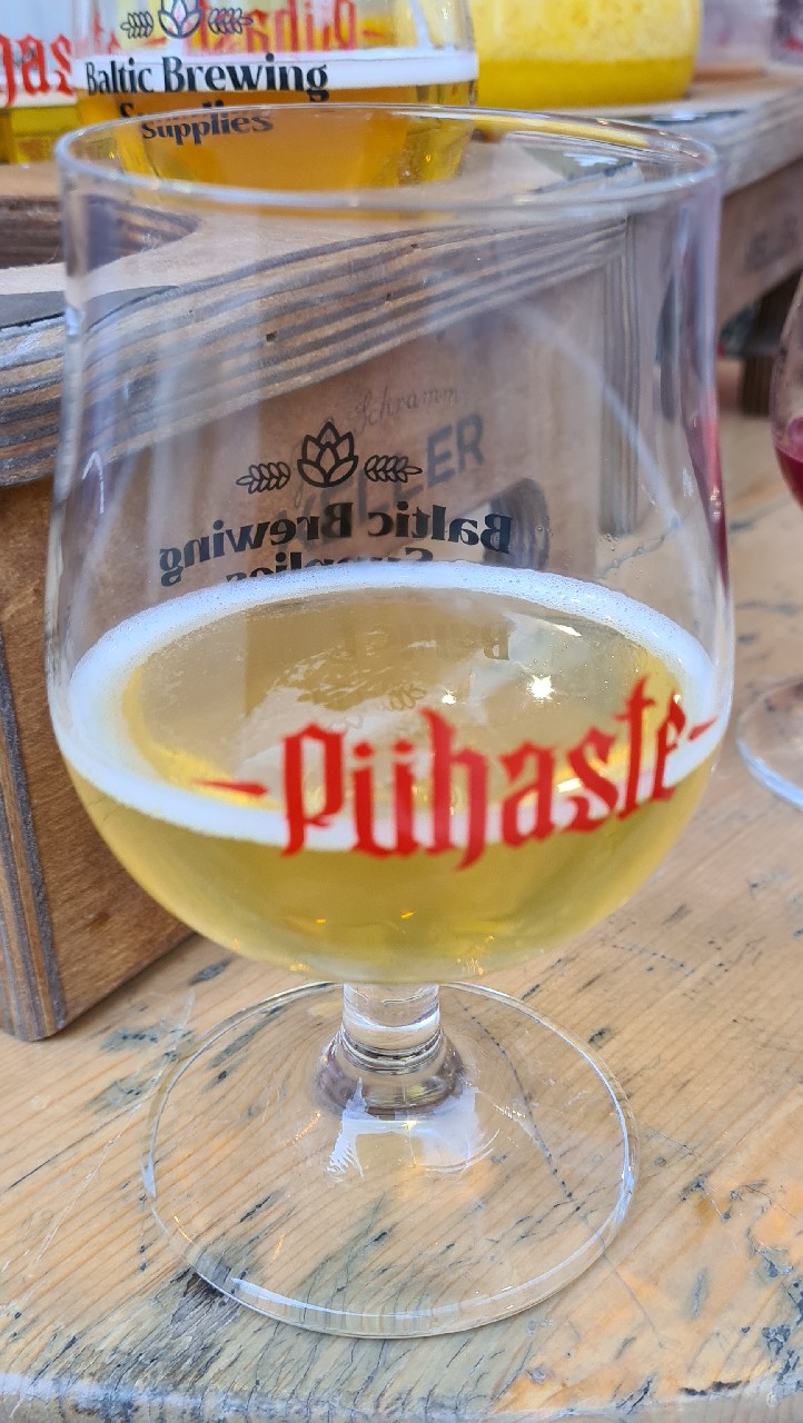 EchoTropica, Estonia