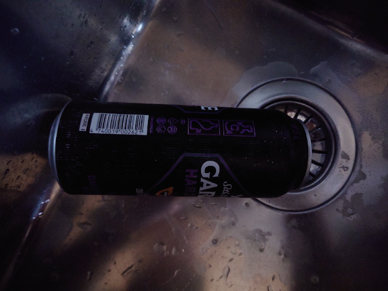 Seth & riley's garage hardcore tropical, Estonia