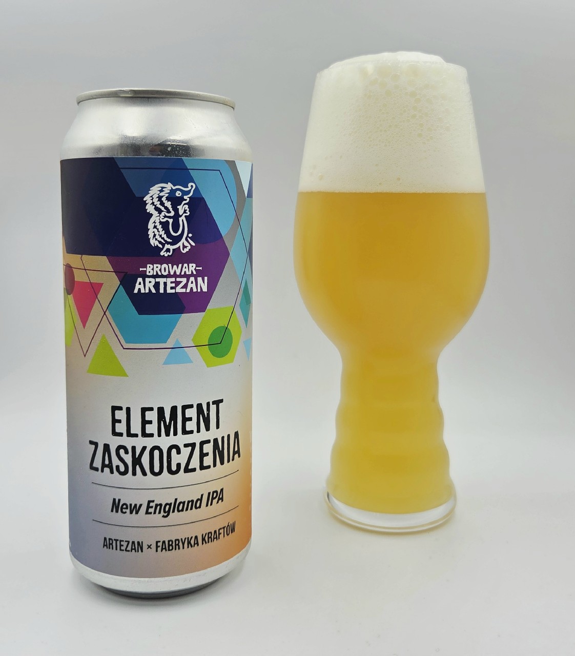 Element Zaskoczenia, Poland