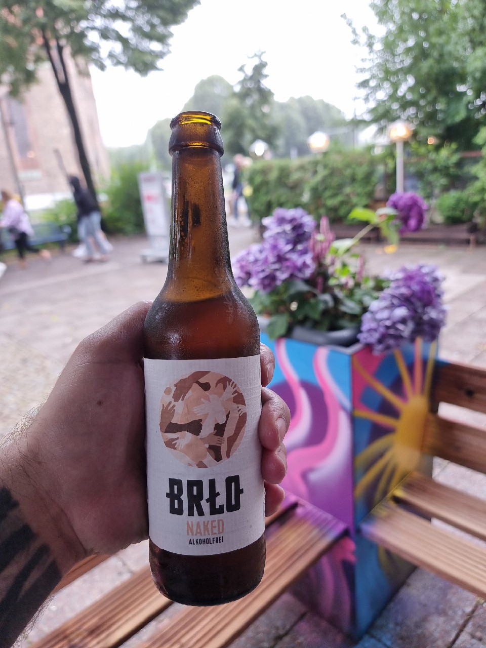 BRLO Naked, BRŁO