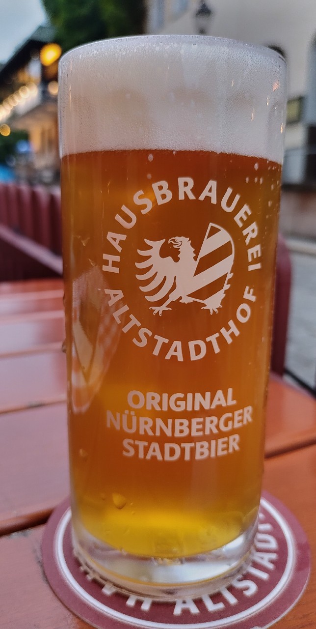 Hausbrauerei Altstadthof Kellerbier, Hausbrauerei Altstadthof