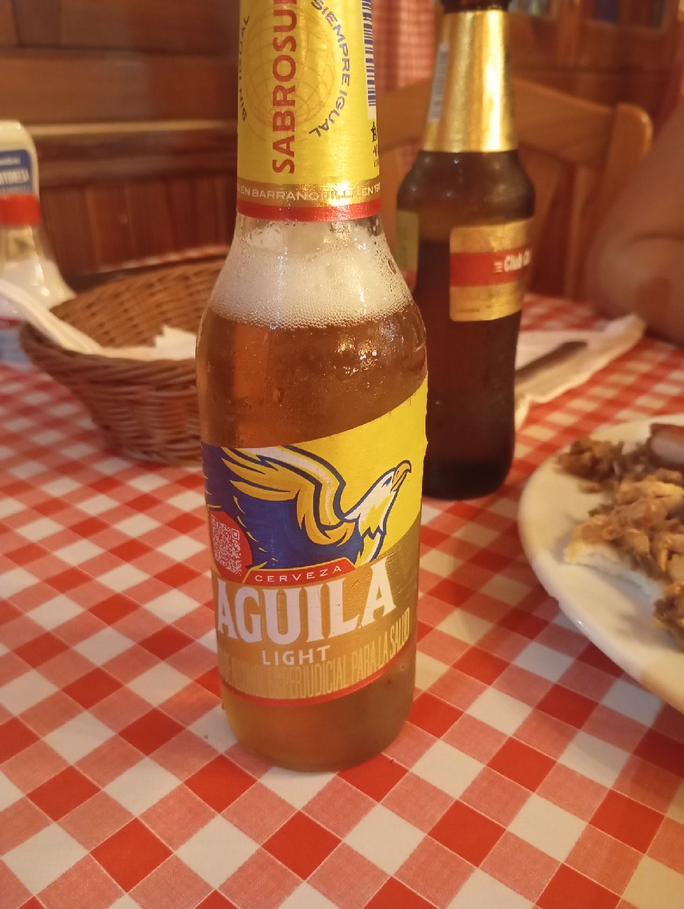 Aguila Light, Cervecería Bavaria (AB InBev)
