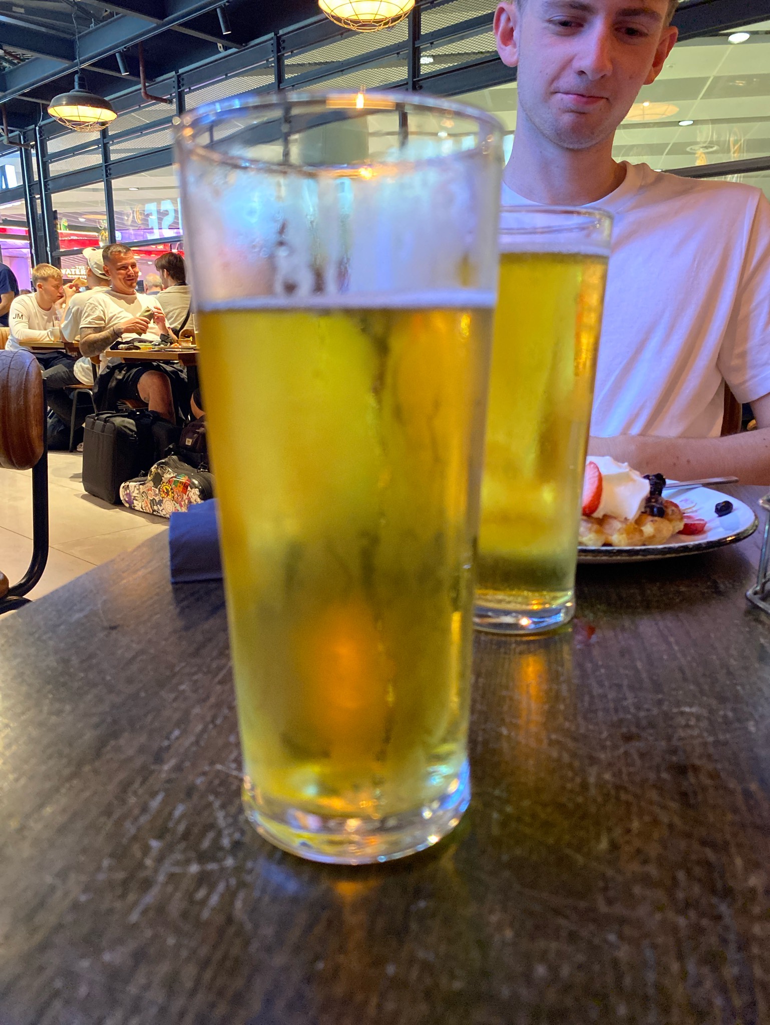 Helles Lager, Seven Bro7hers Brewing Co.