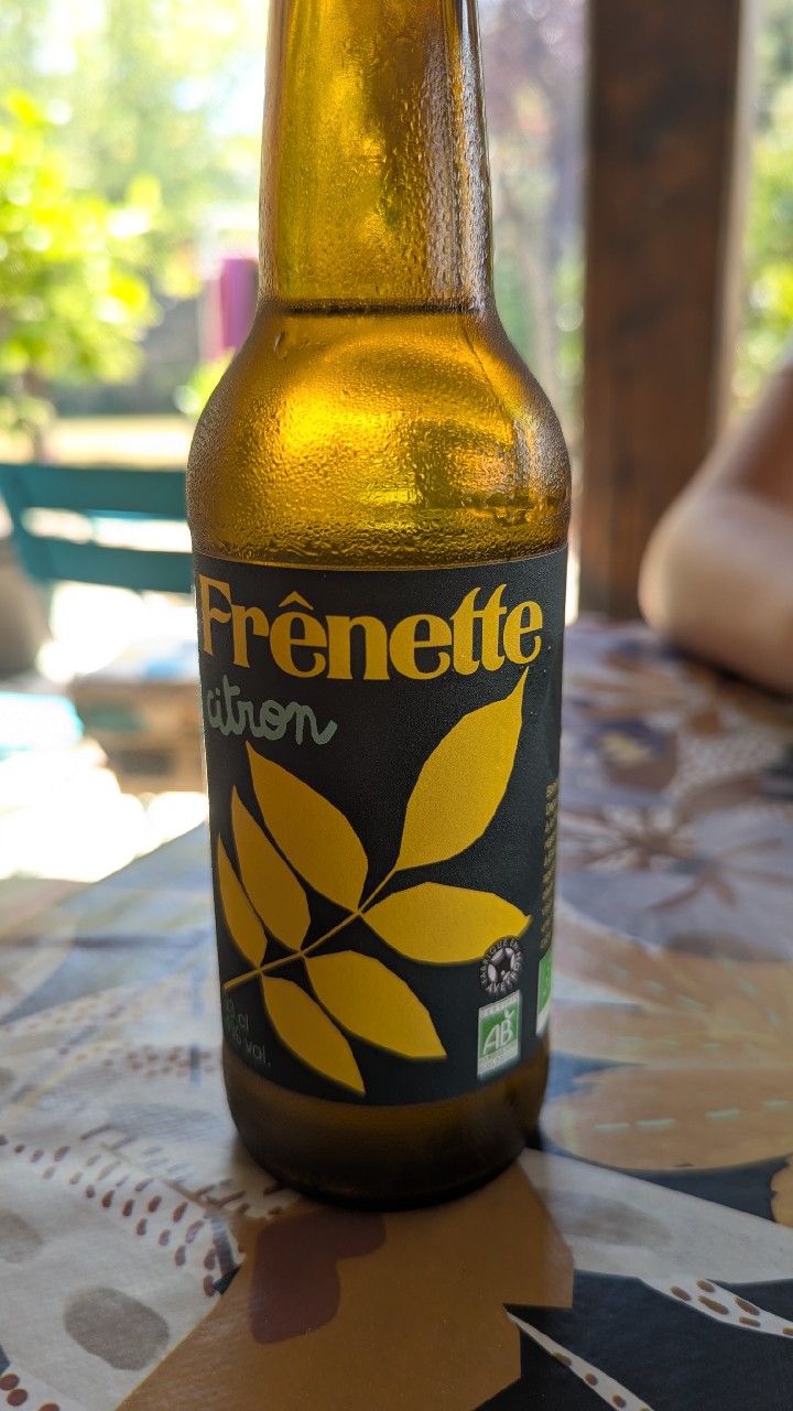 Frênette Citron, Alavóstra